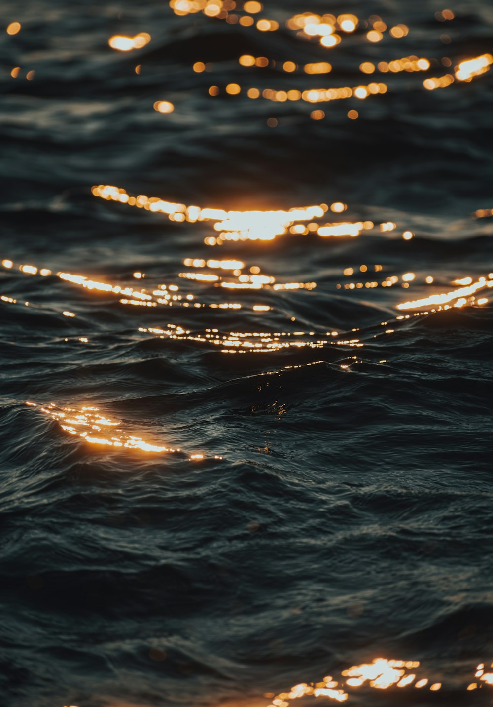 water wave in close up photography