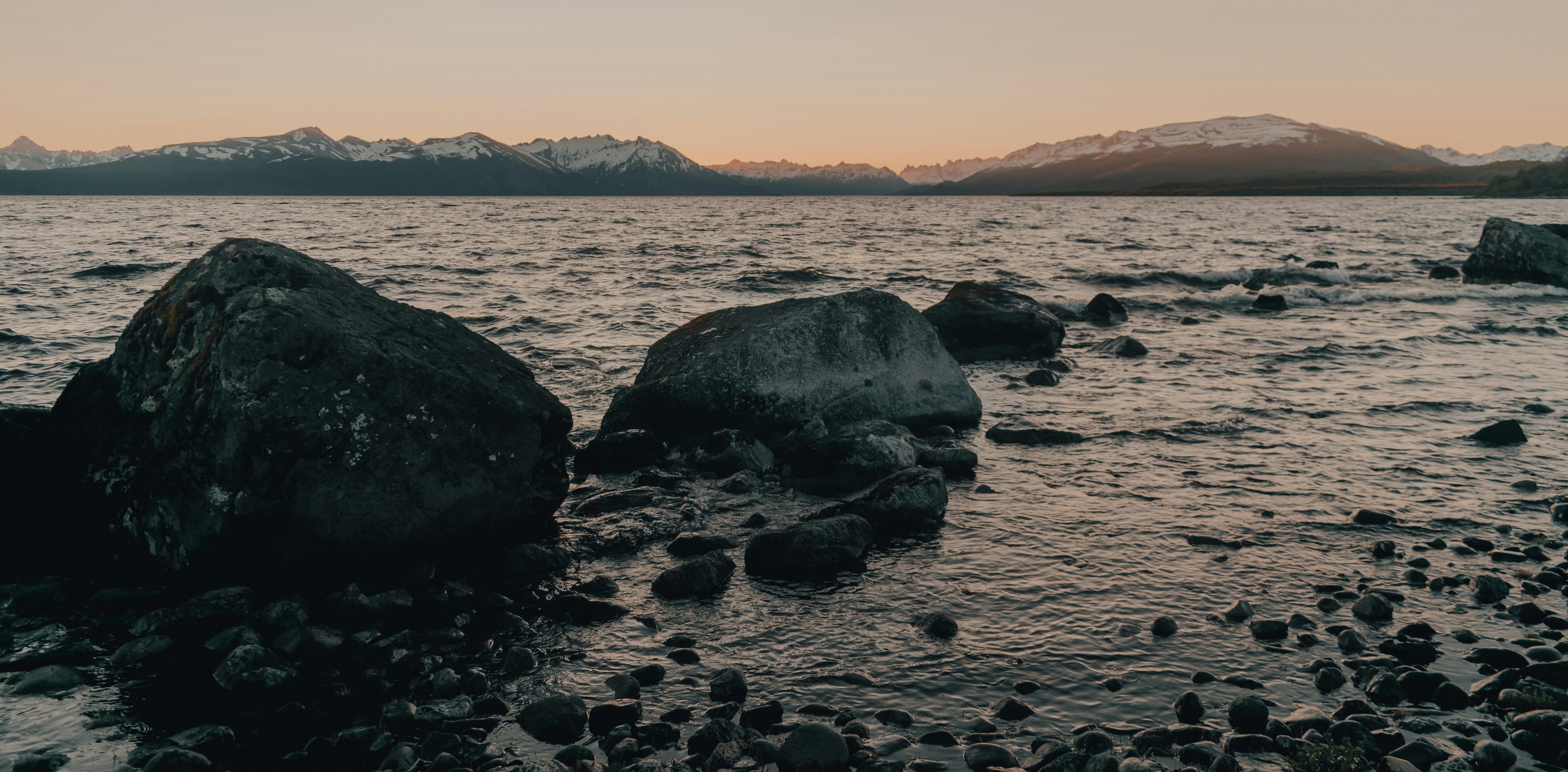 Photo by gasparzaldo