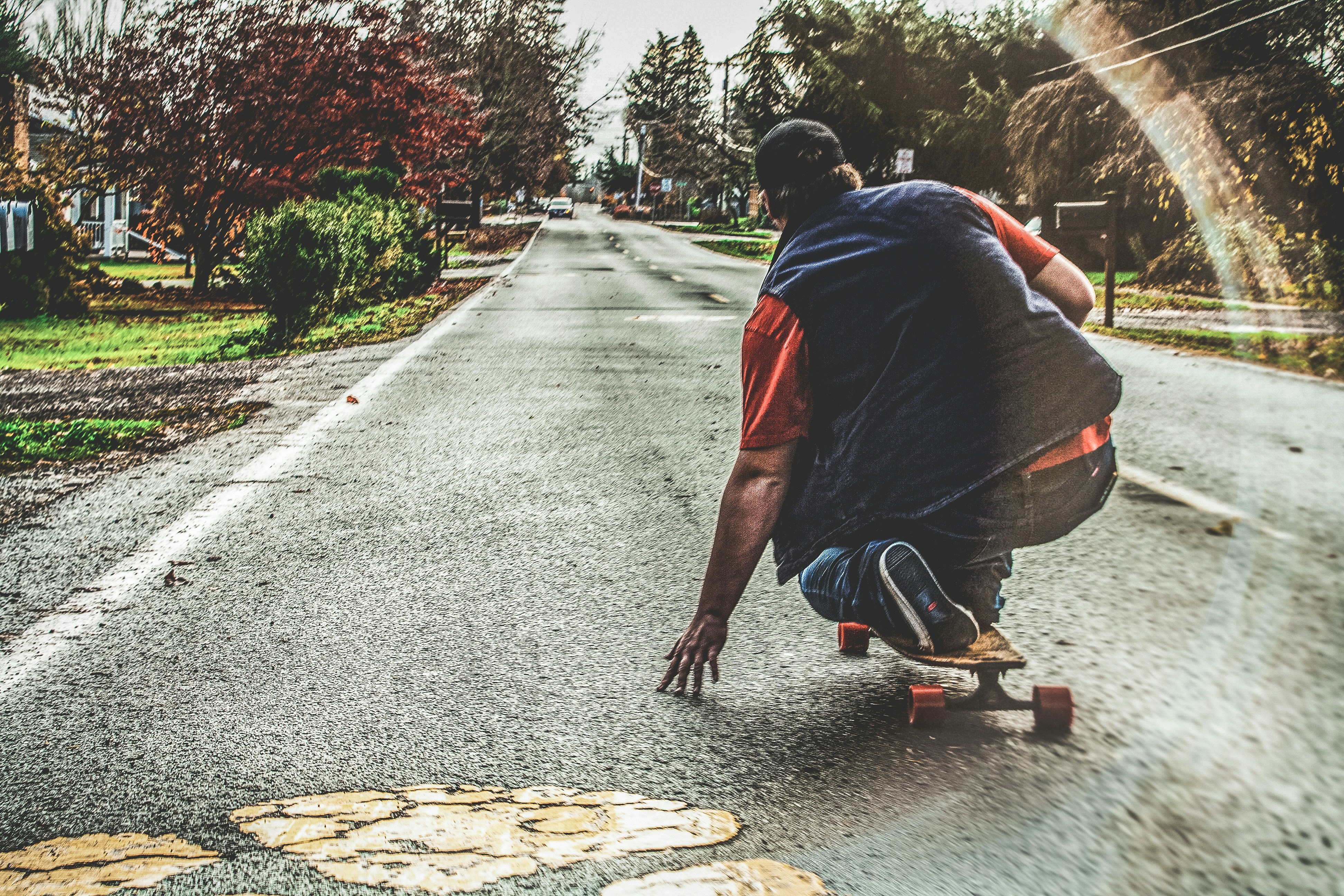 Longboard cruising por la ciudad