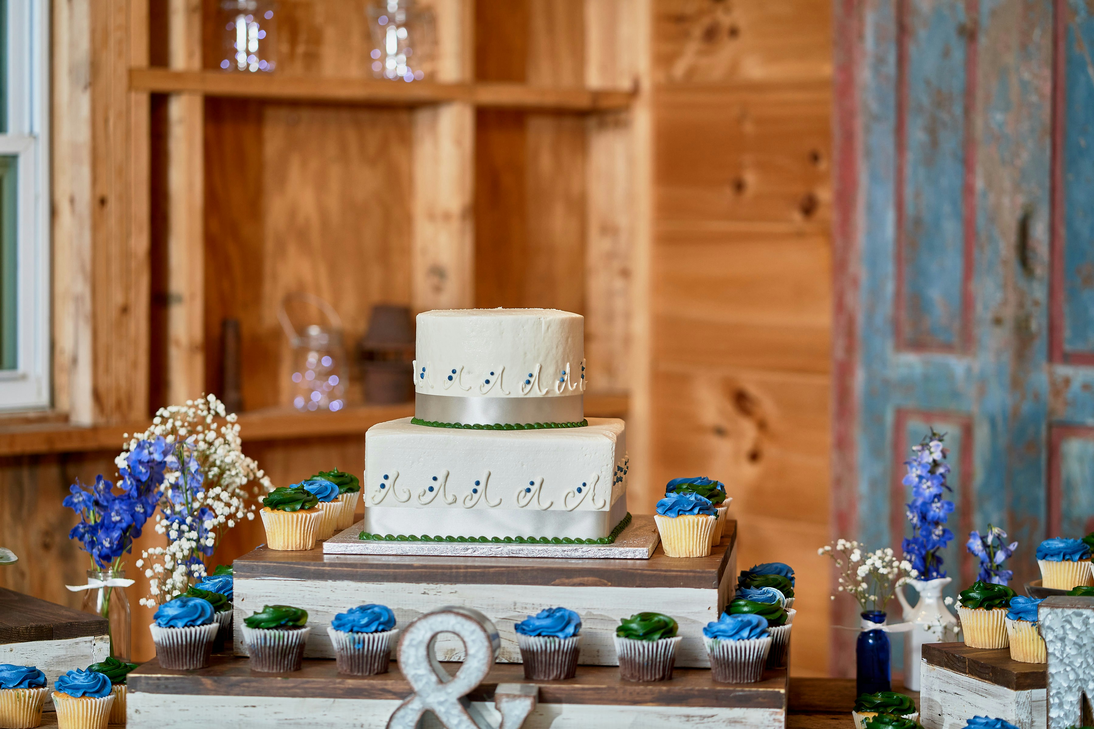 doing something amazing with just a wedding cake. added a backlit to make this cake stand out.