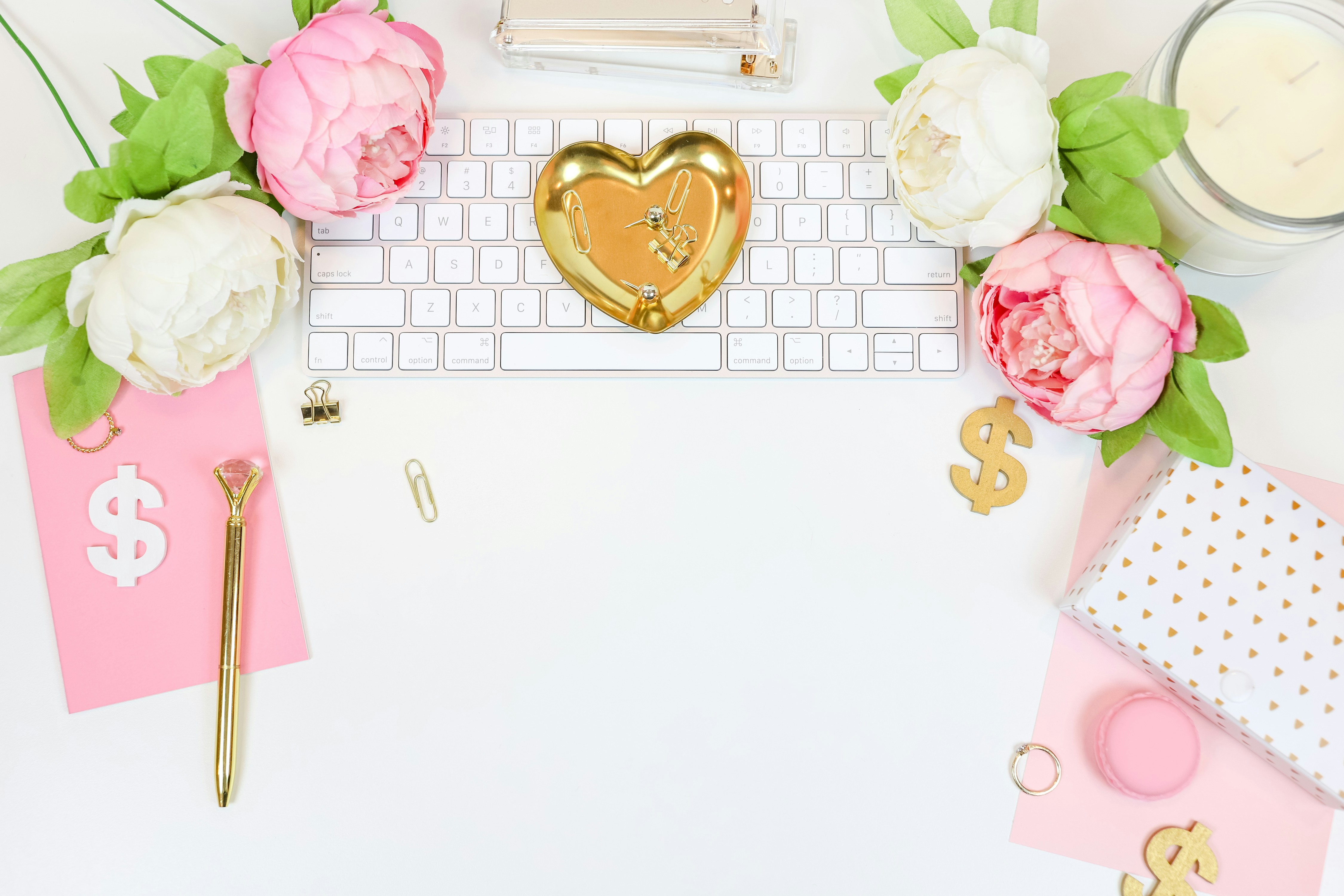 Feminine and girly pink and gold styled stock photo flat lays for bloggers, online entrepreneurs, and social media managers.