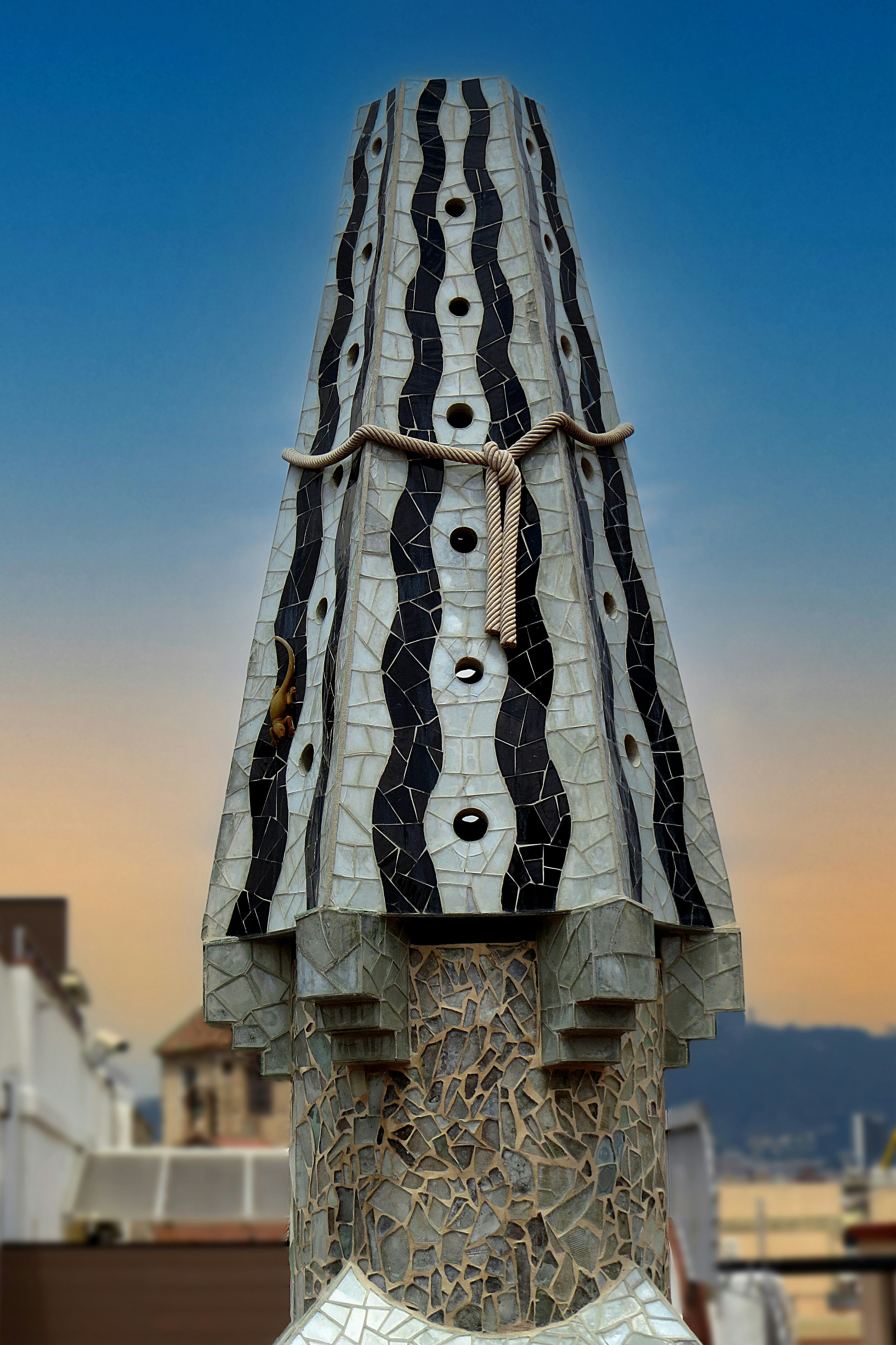 Chimenea del Palau Güell, Barcelona, España