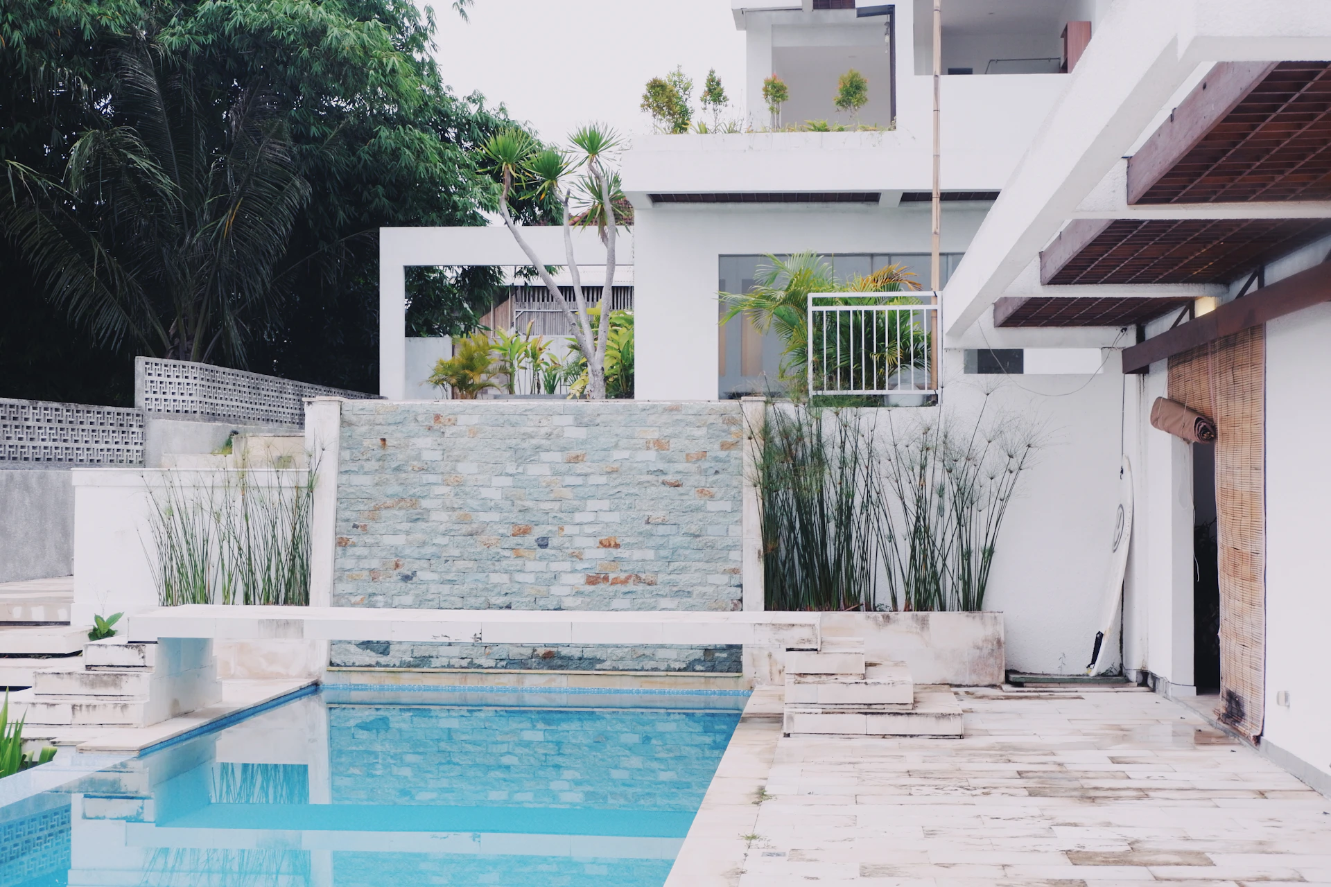 Modern villa dış cephe görünümü