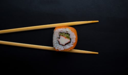 Разнообразие видов суши: изысканные вкусы в каждом кусочке.