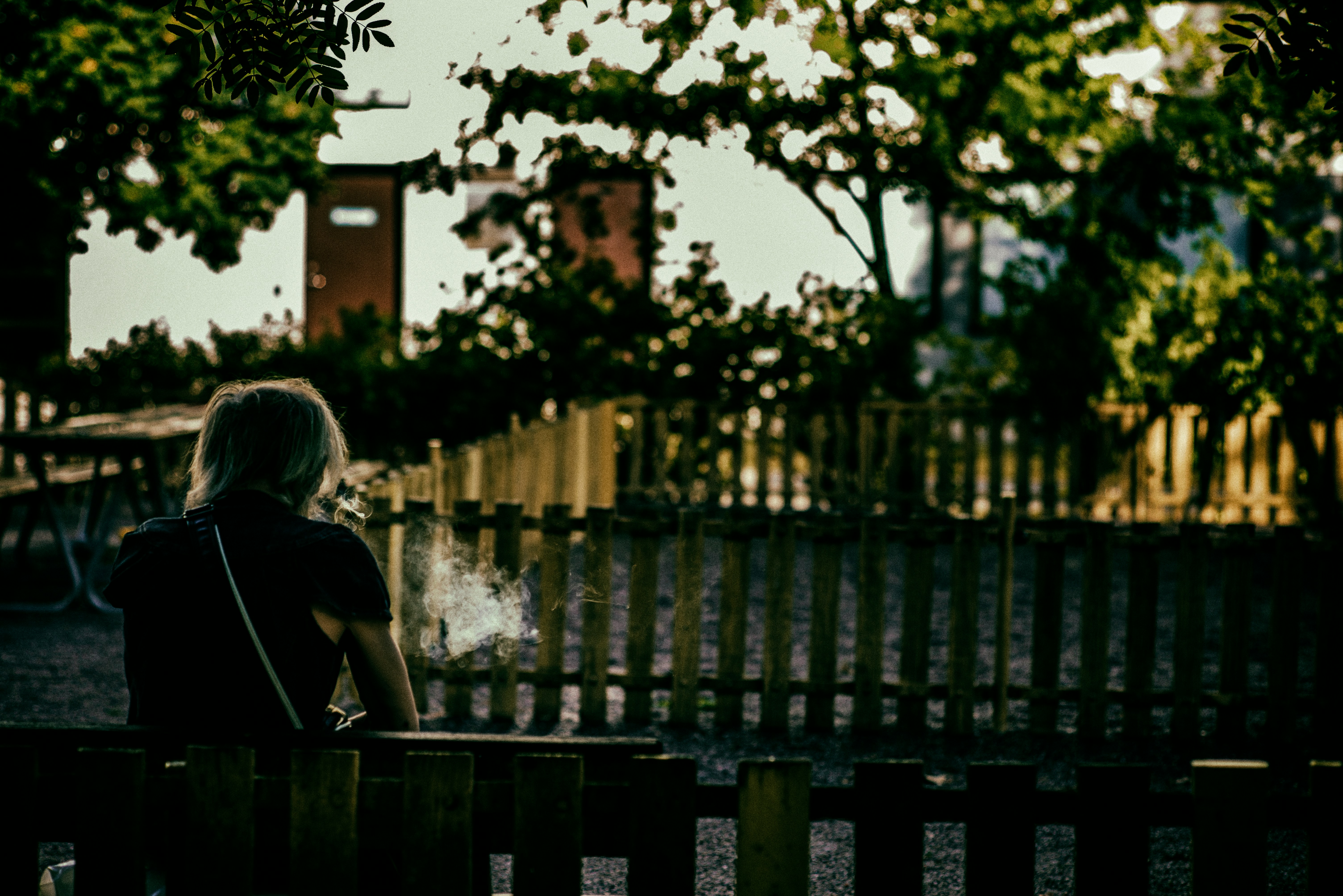 Know the Room: A Vaper's Guide to Social Awareness and Unspoken Etiquette