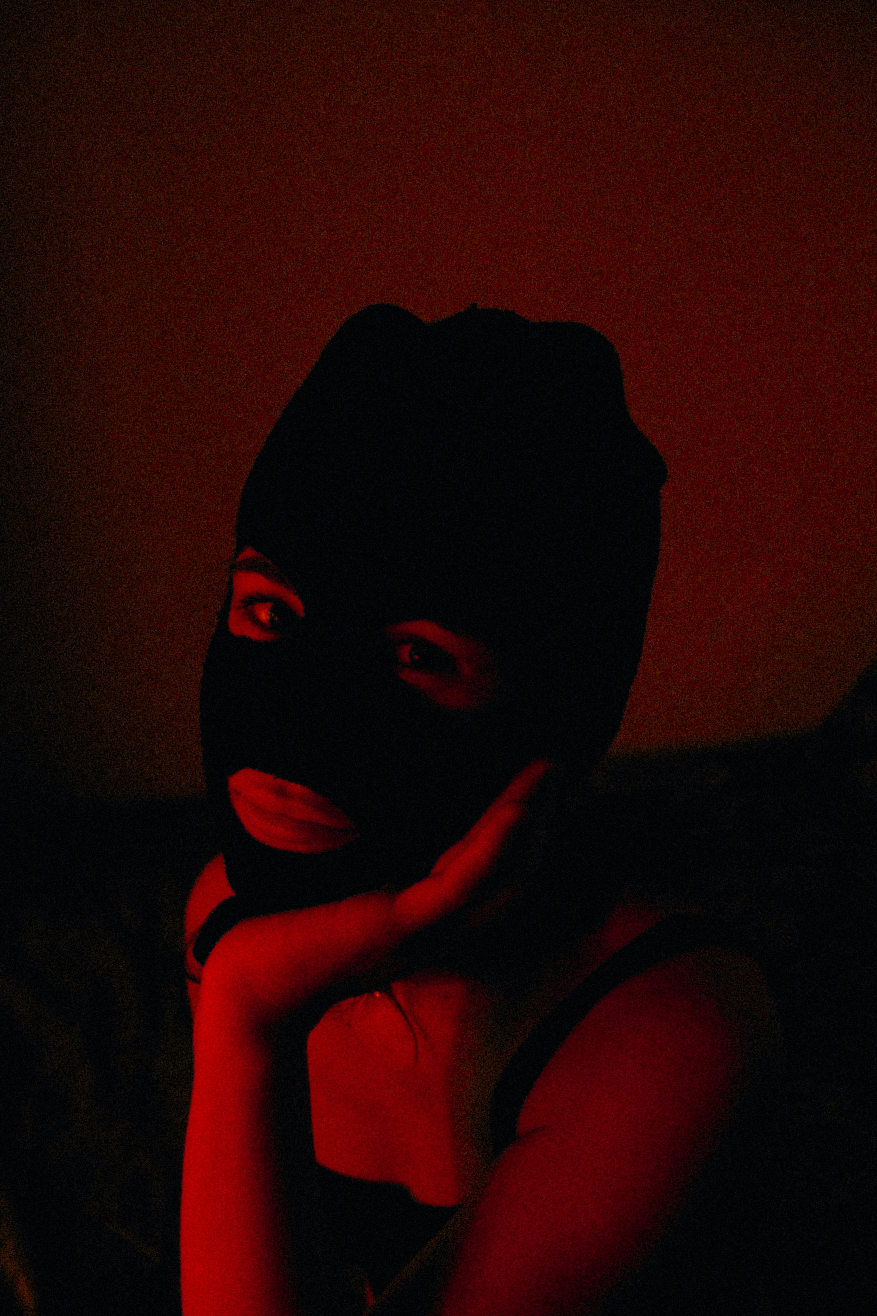 woman in white tank top