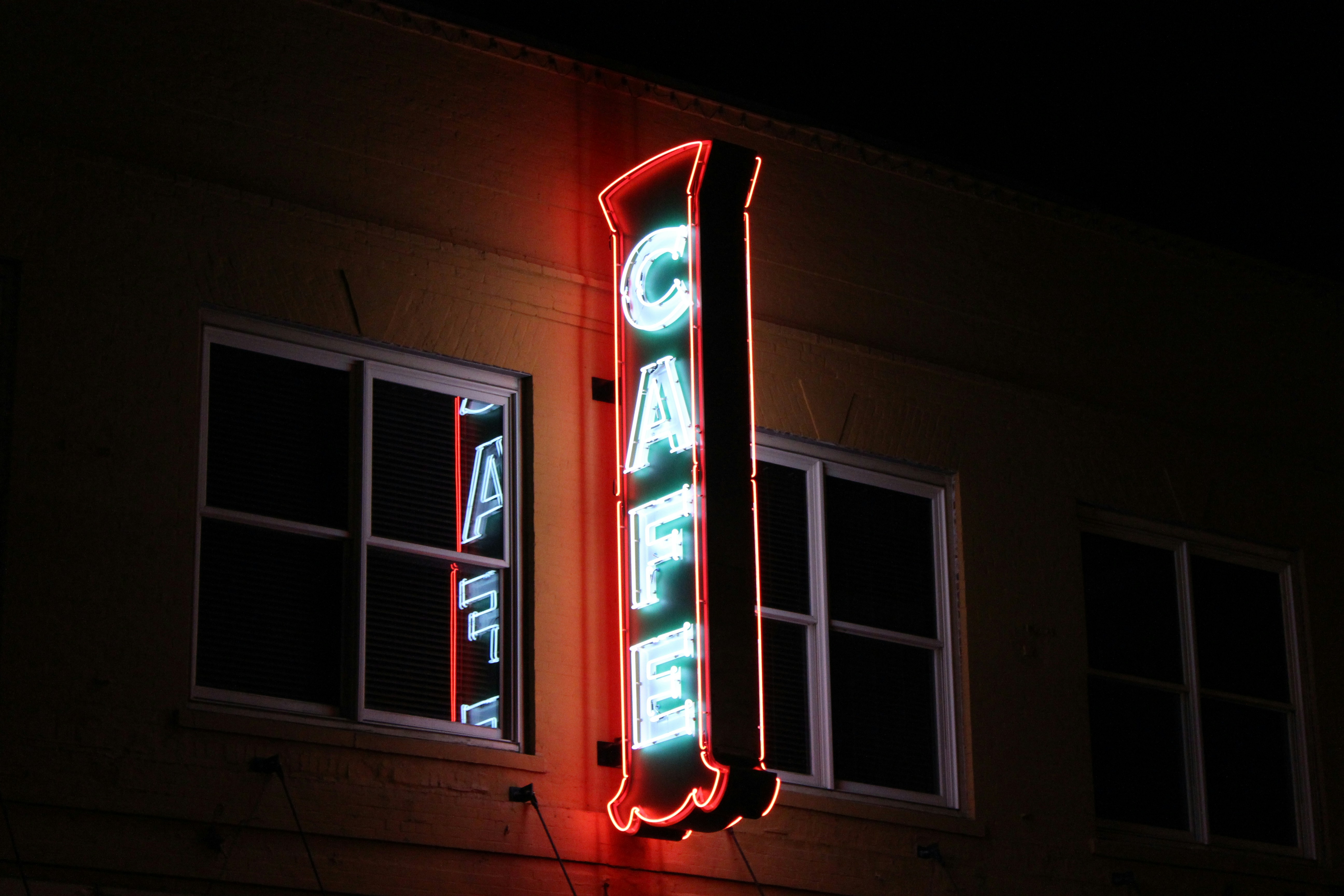Neon cafe sign in downtown Hammond