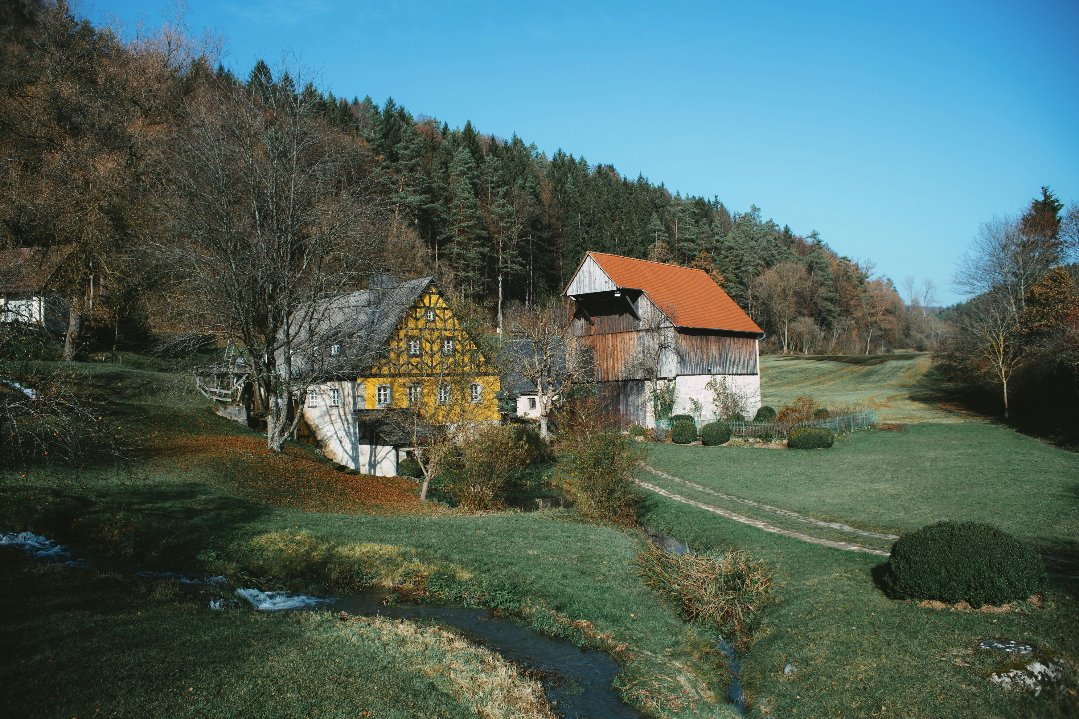 Proyecto de legalización de nave almacén de forrajes y heno