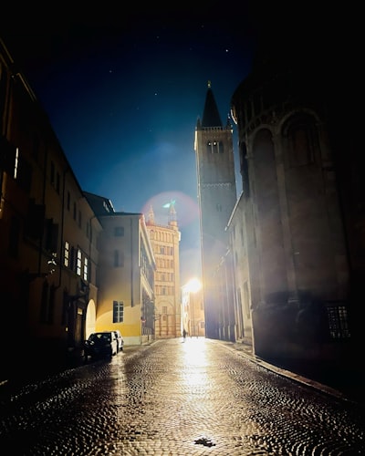 Parma Cathedral - から Via Cardinal Ferrari, Italy