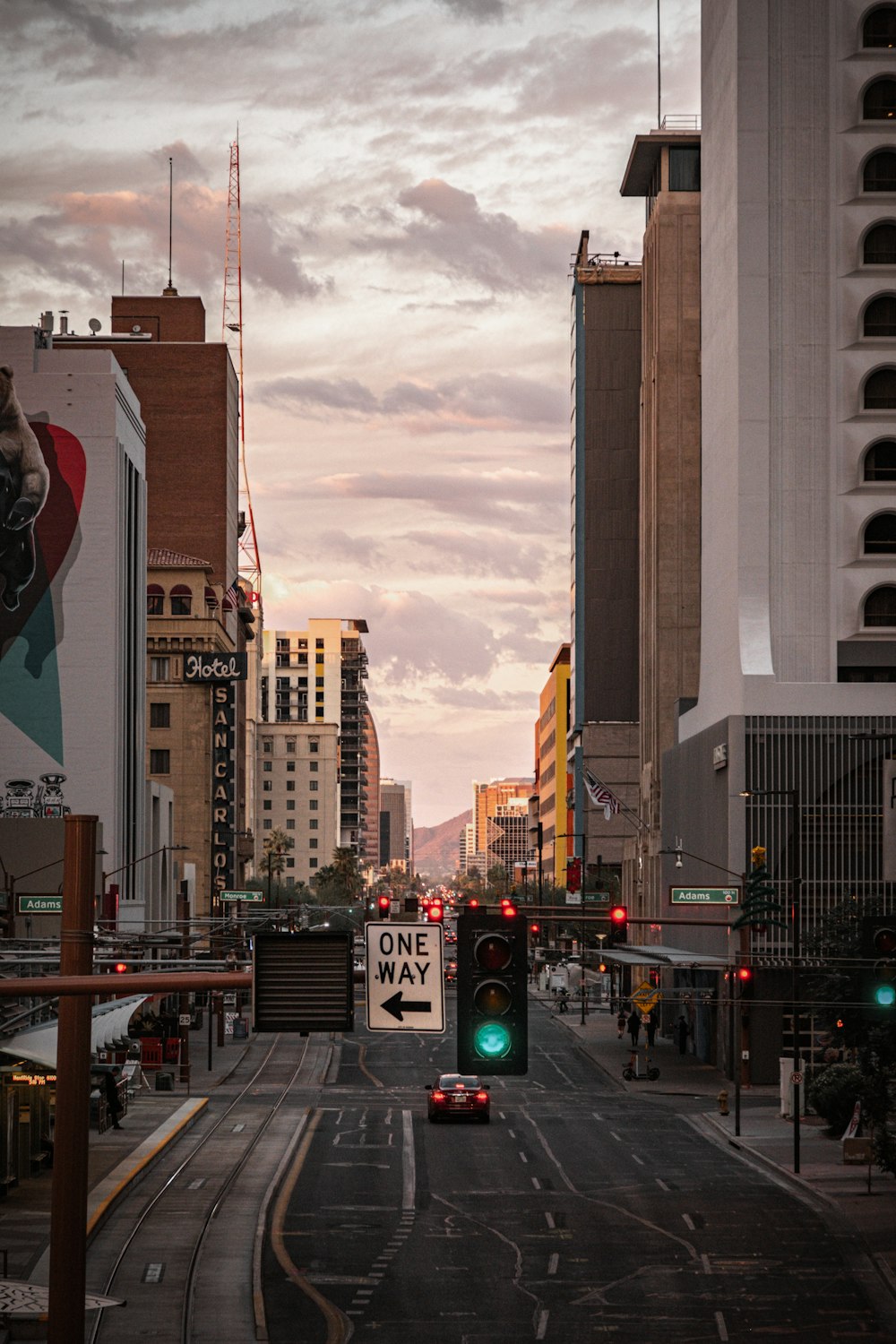 Downtown Phoenix Pictures | Download Free Images on Unsplash