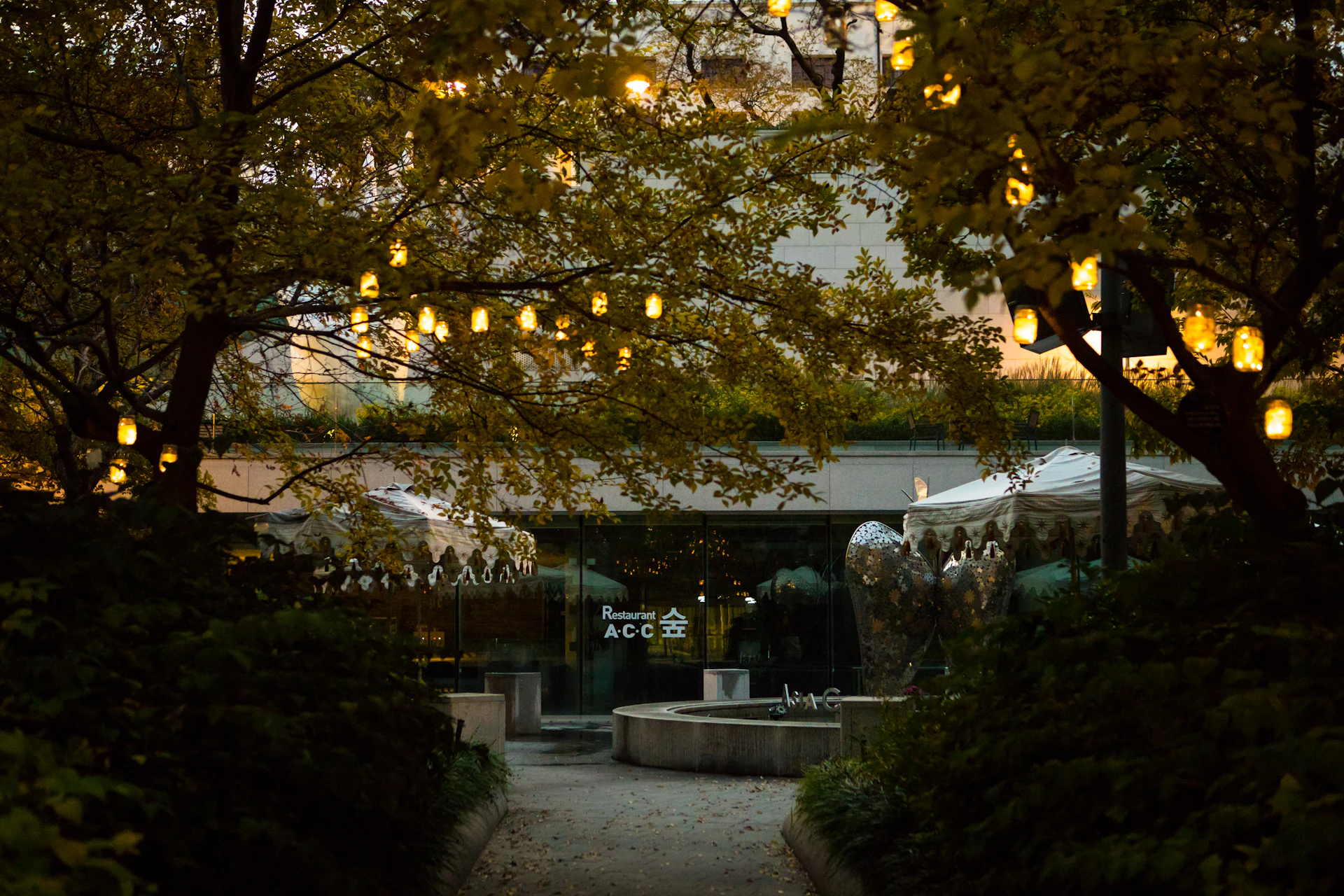 Landscape Lighting — Low-voltage outdoor lighting