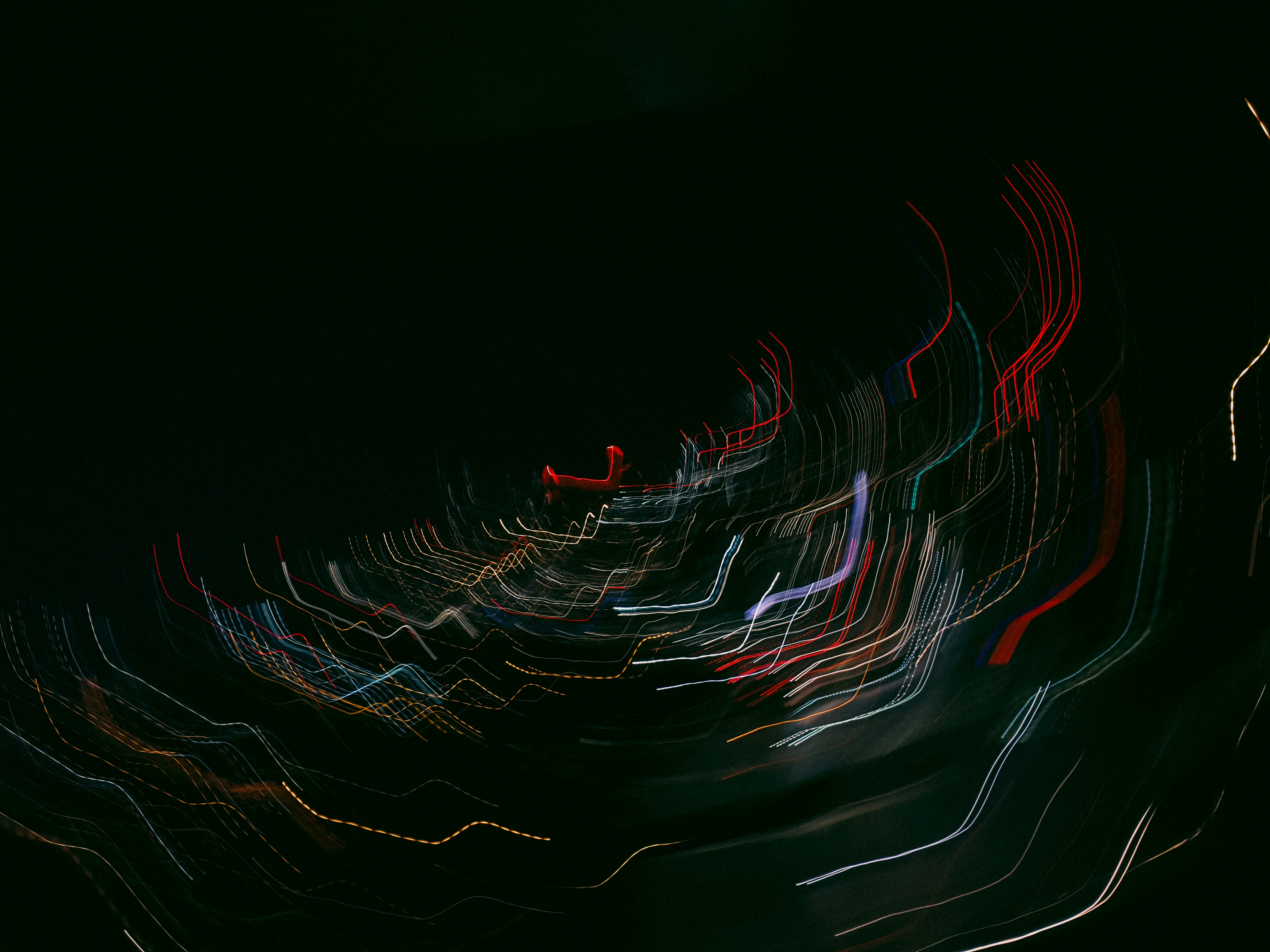 red and white light streaks