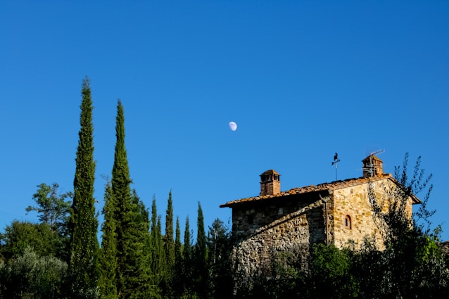 Luxury Countryside Rental on RENTOS