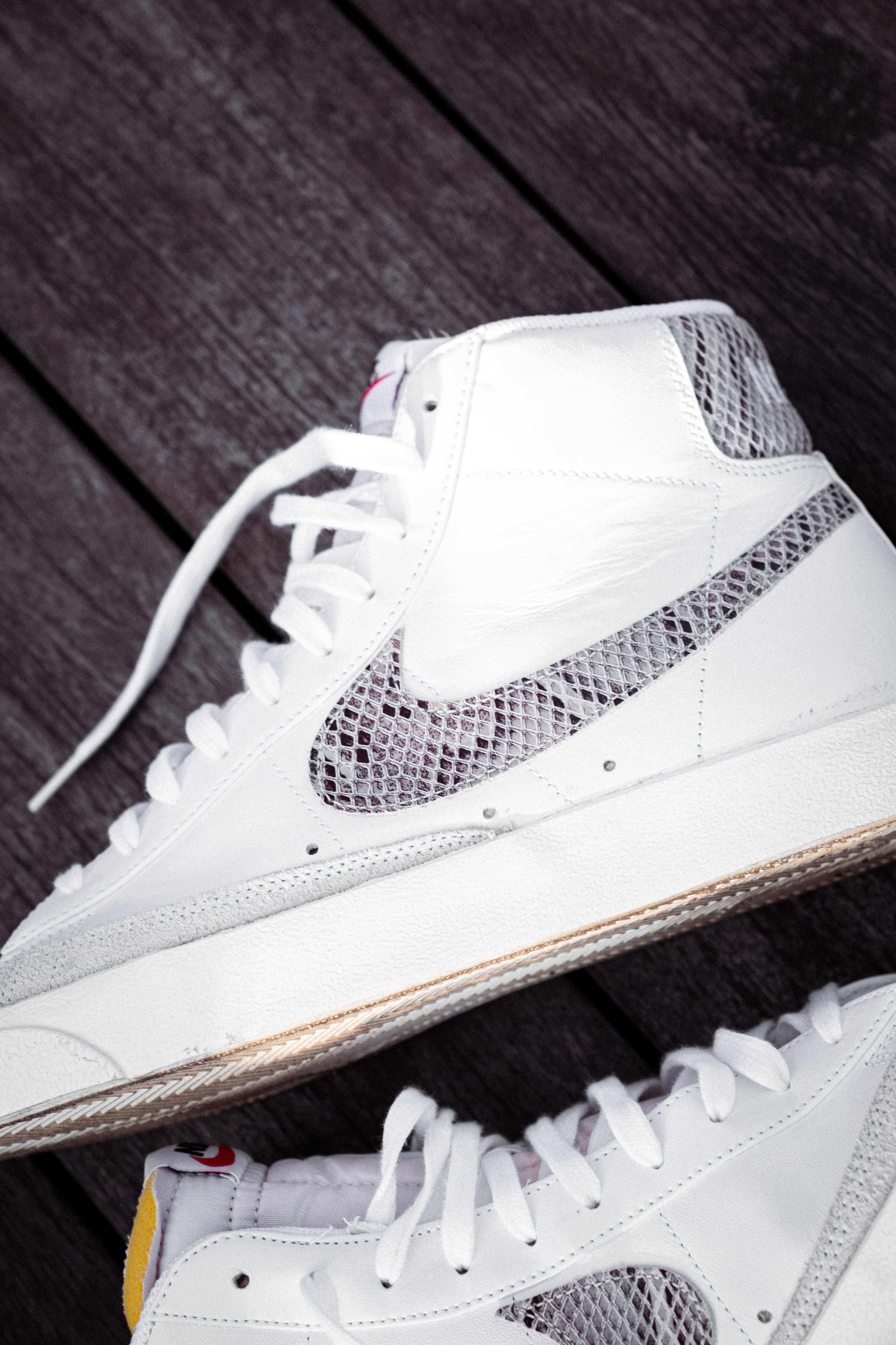 nike air force 1 white with black check