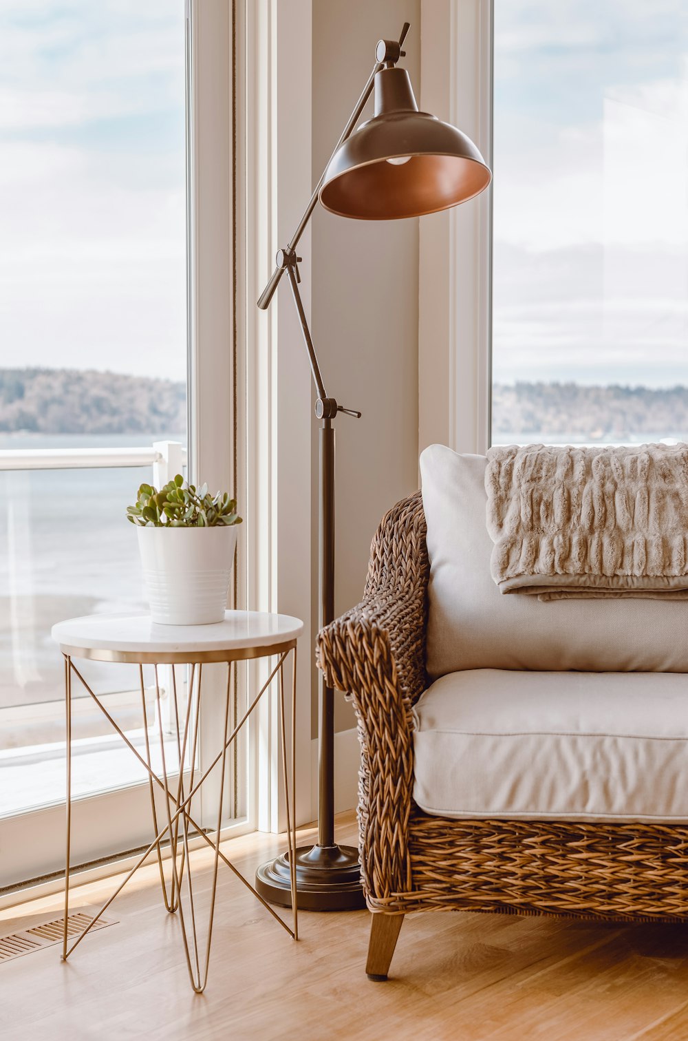 white round table with 2 chairs