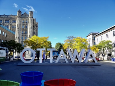 Ottawa's iconic city sign