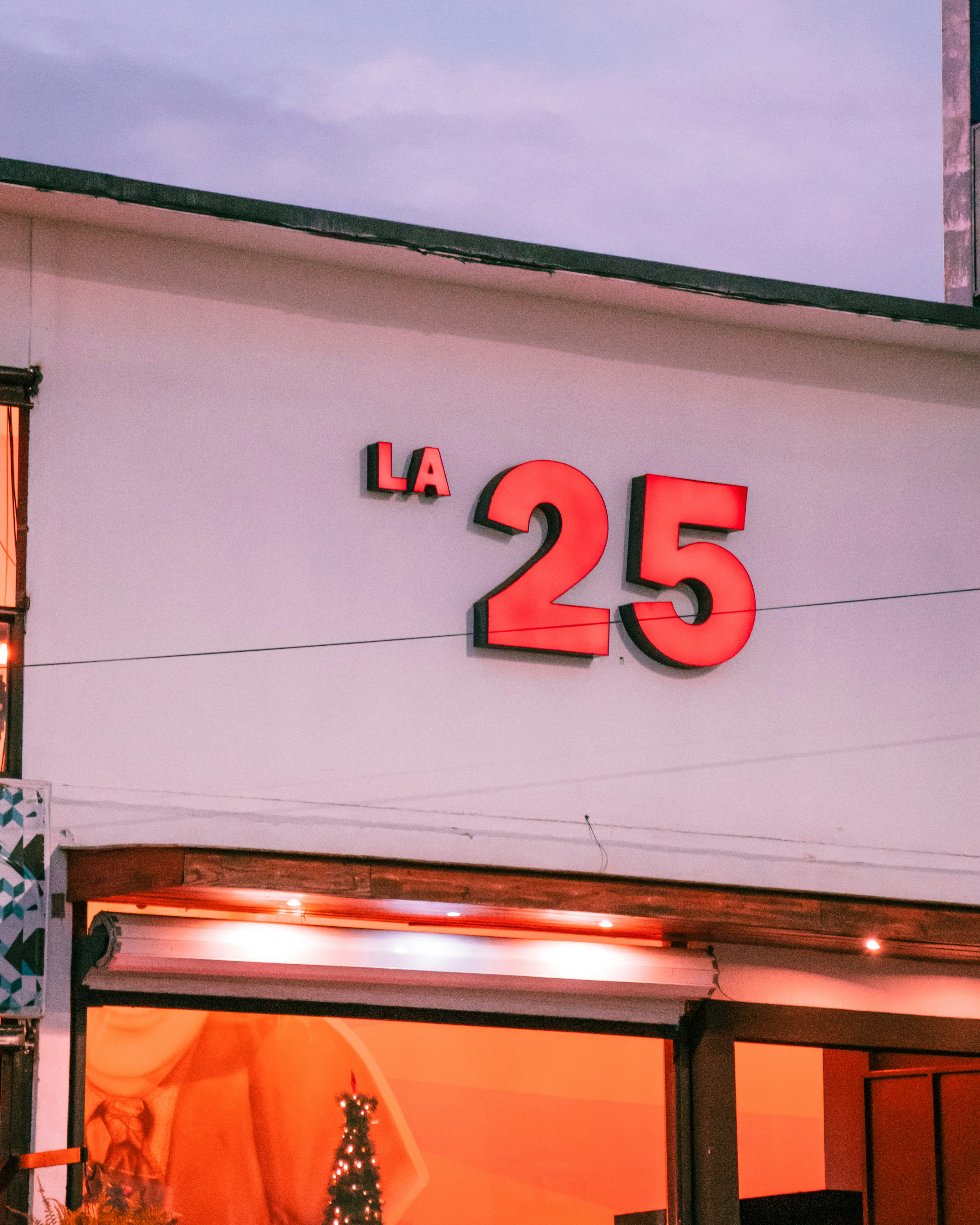 25