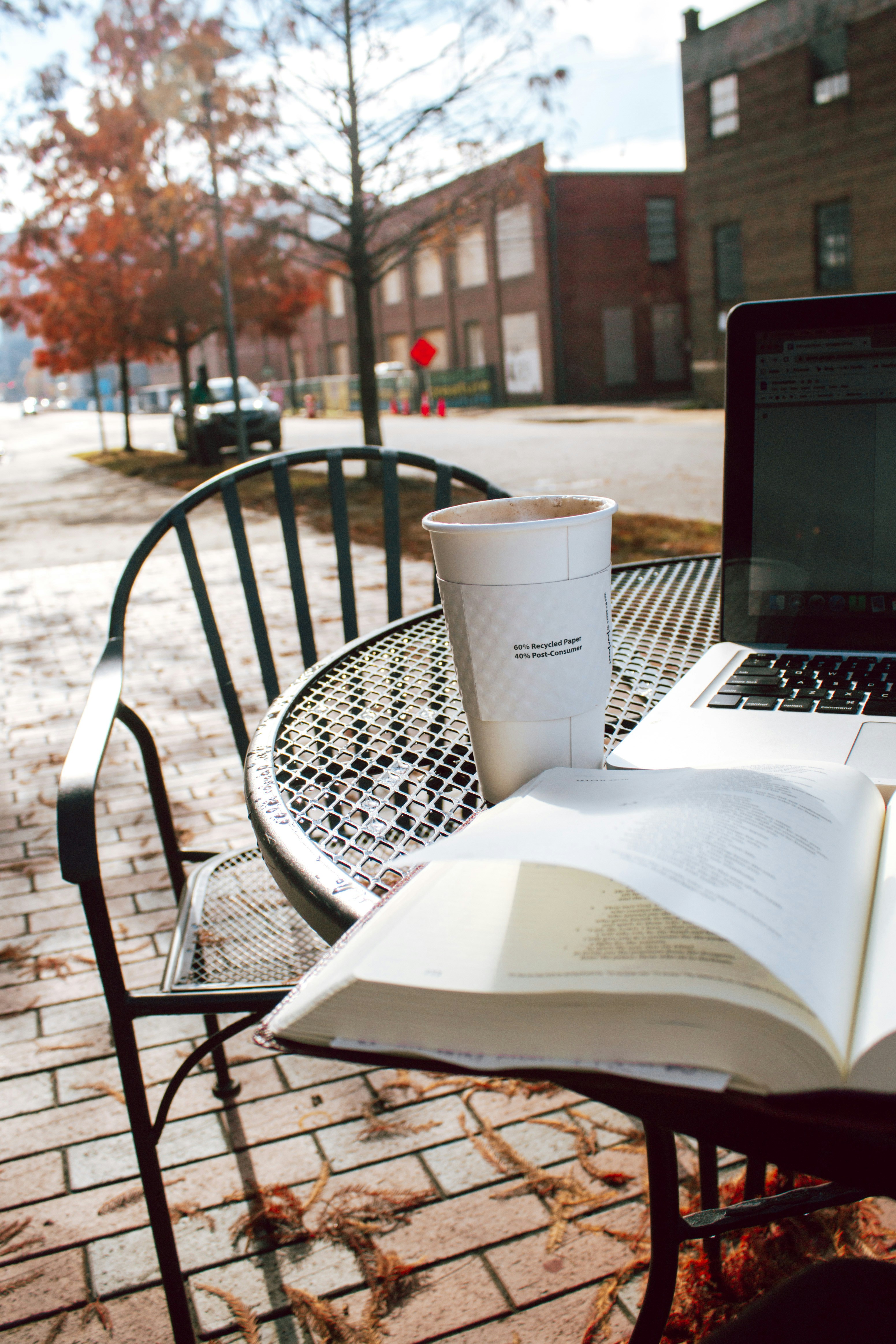 10 Academic Writing Assistance Habits of High-Performing Students