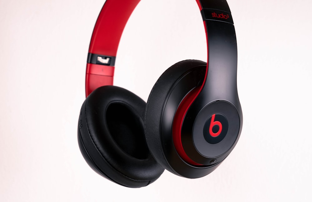black and red beats by dr dre wireless headphones