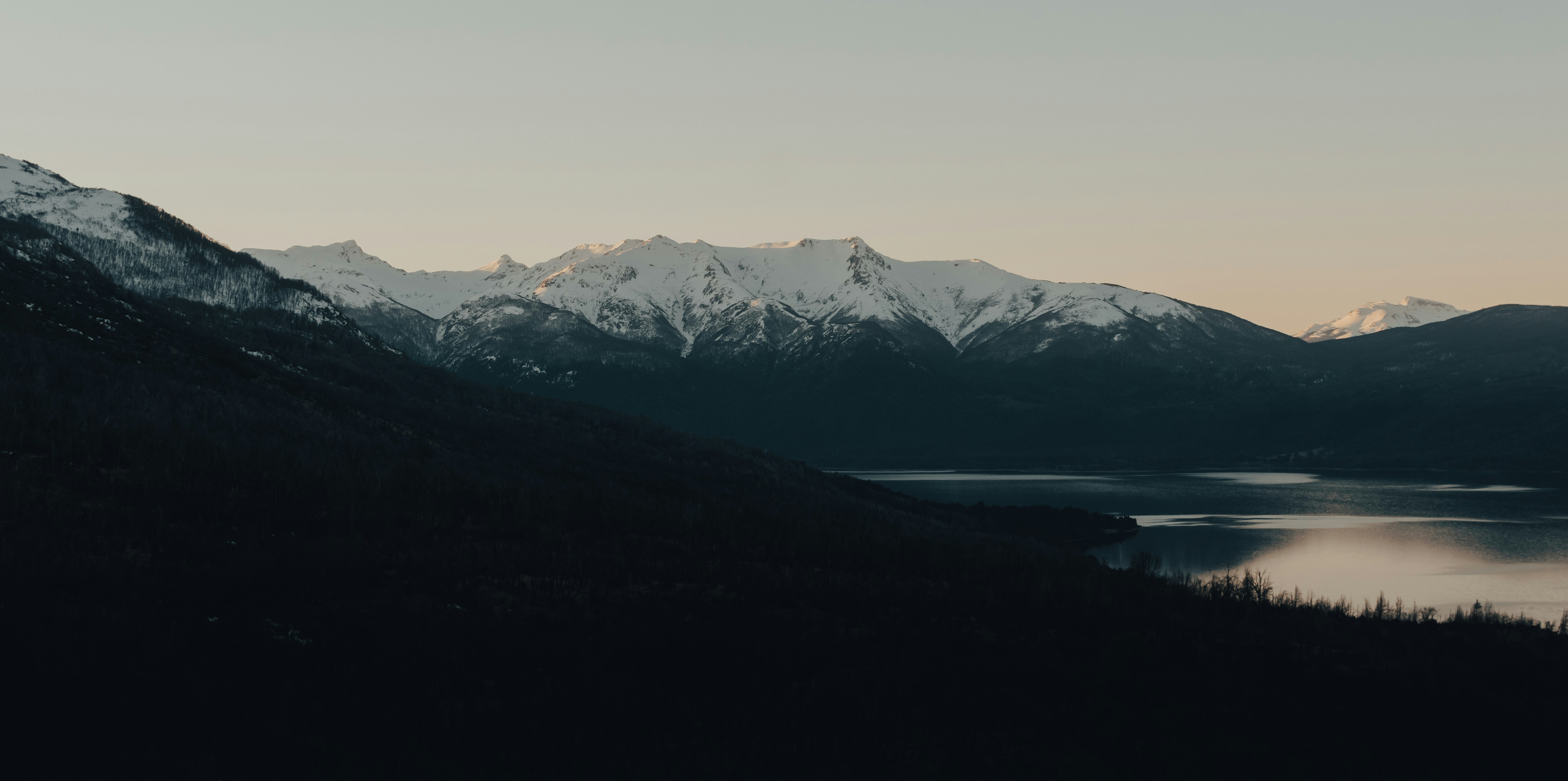 Photo by gasparzaldo