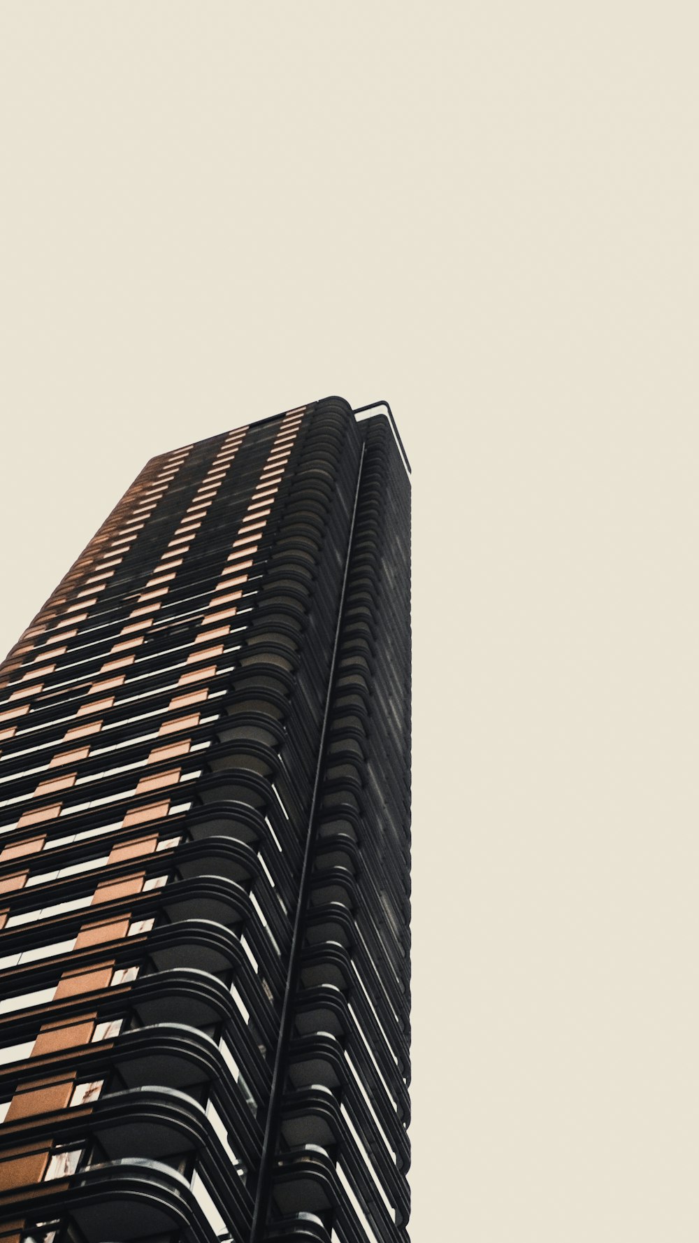 black and gray high rise building