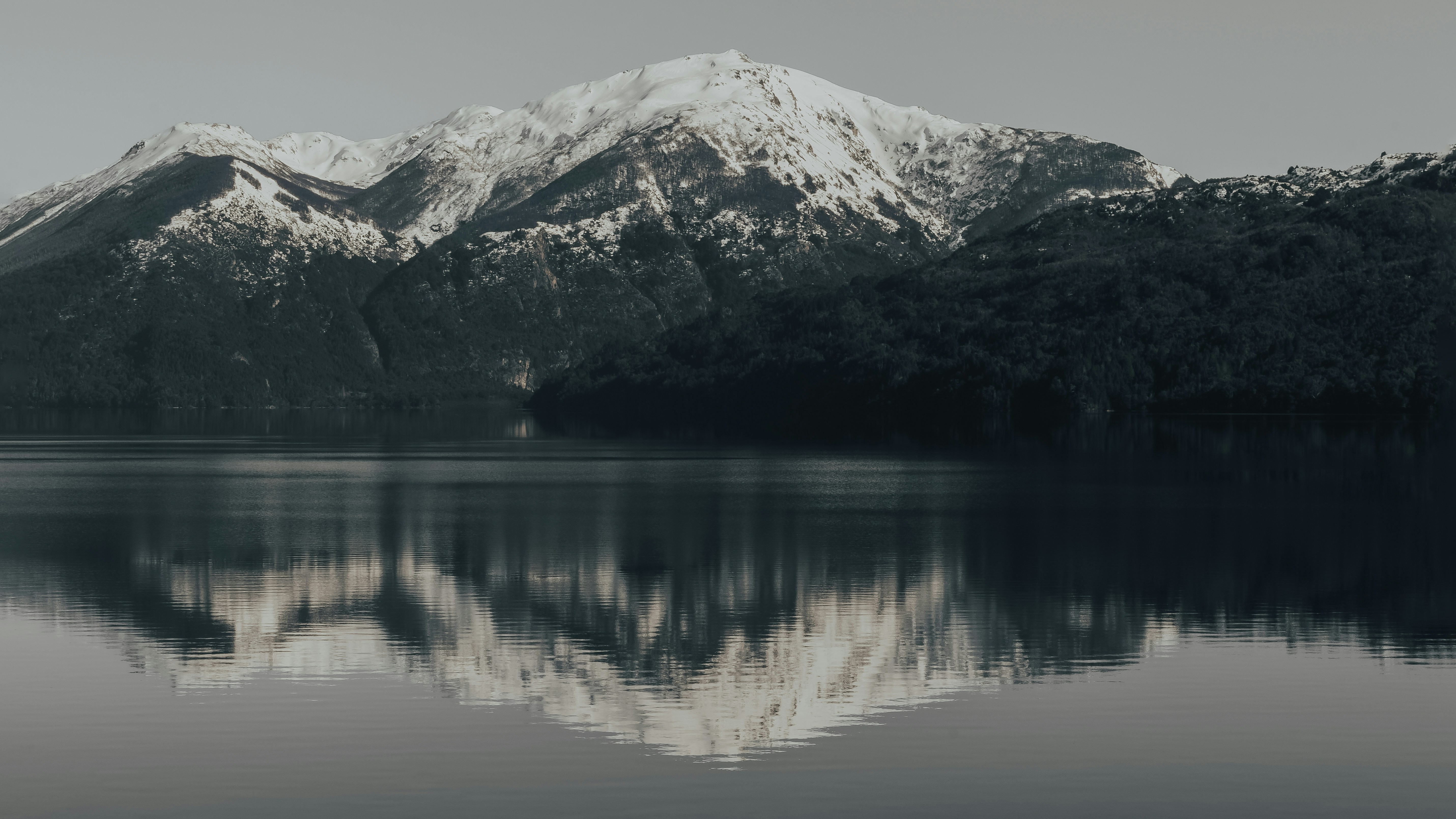 Photo by gasparzaldo