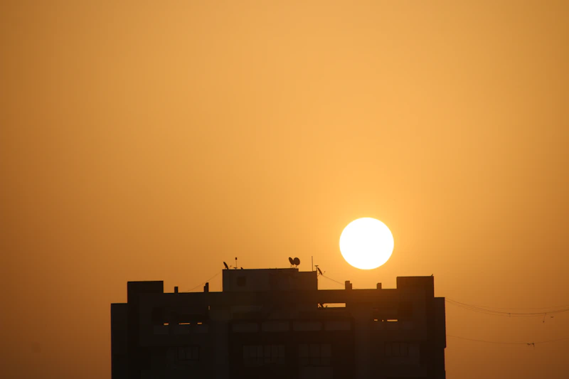 Best Rooftop Cafes in Surat With Views Worth the Climb