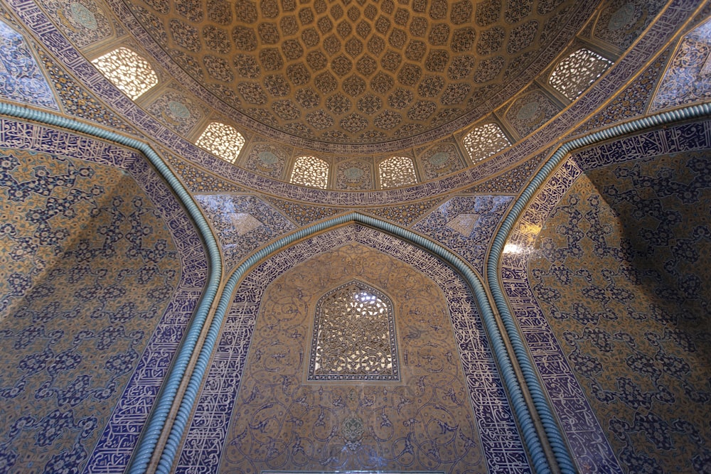 blue and brown floral ceiling