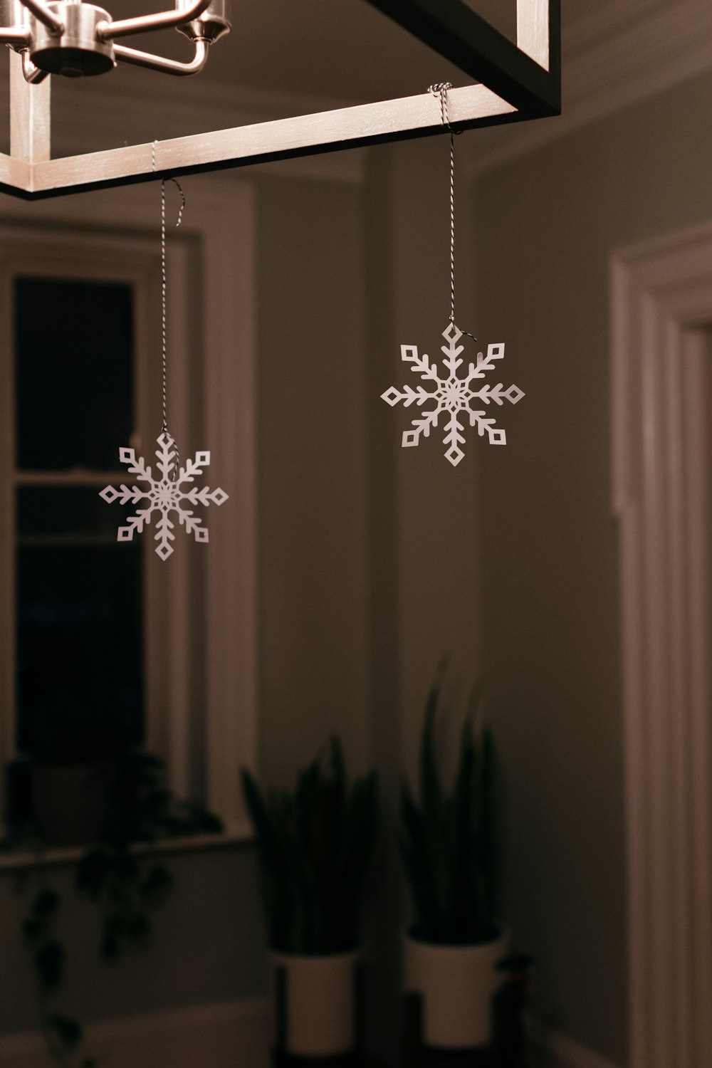 white floral glass hanging decor