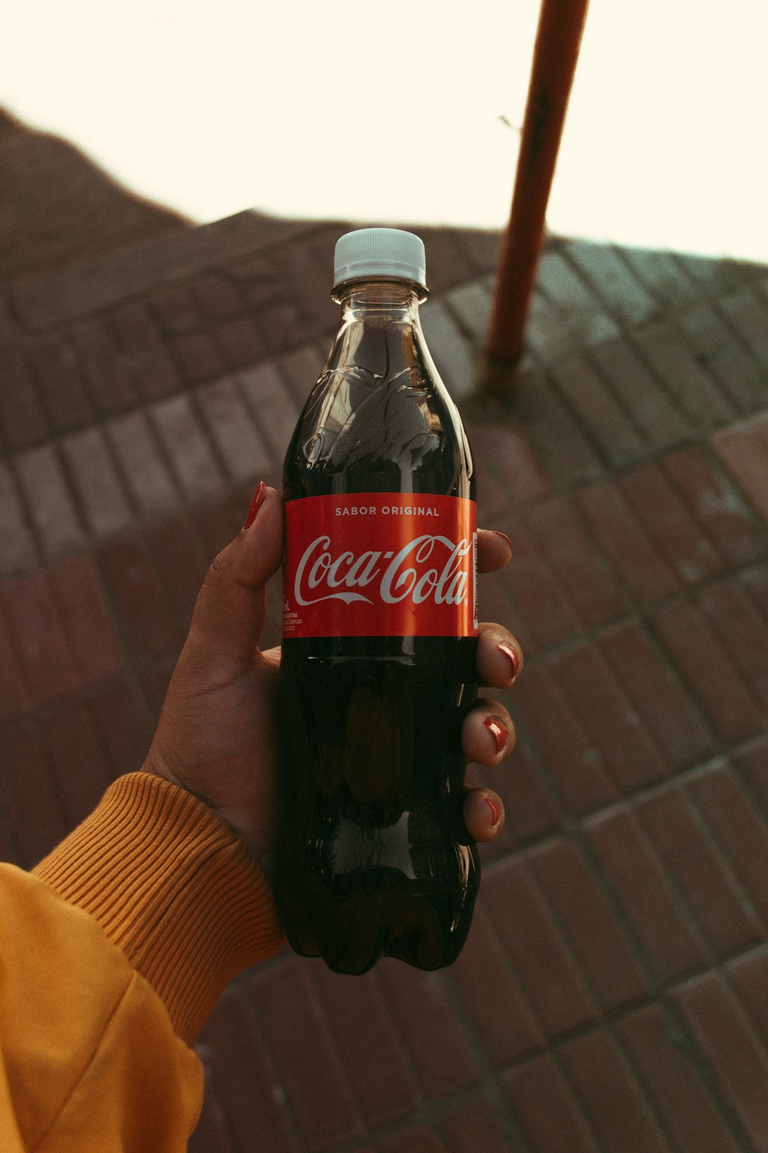 coca cola cherry zero plastic bottle
