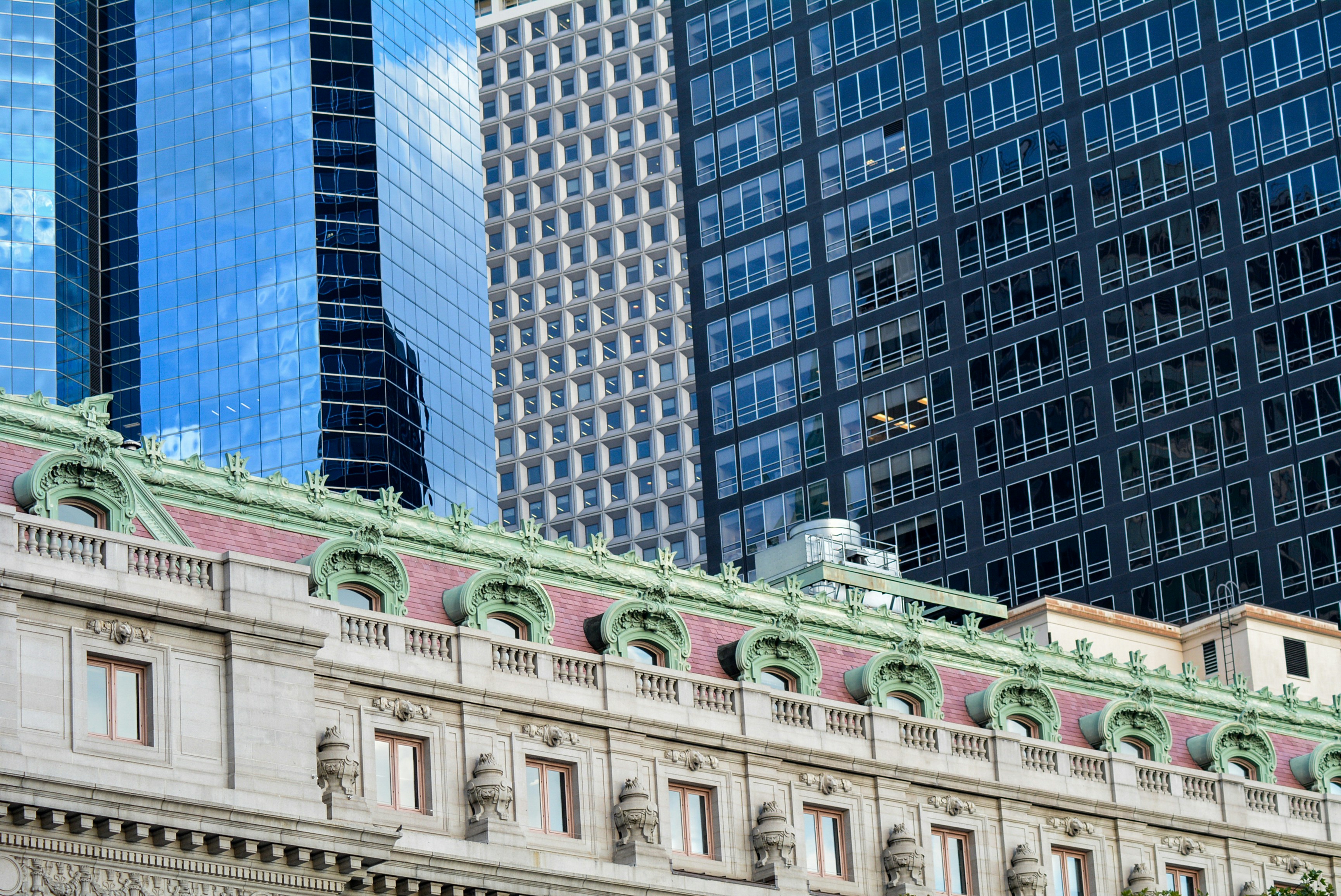 Raymond James Reiterates Outperform on Merchants Bancorp, Lowers Price Target to $38