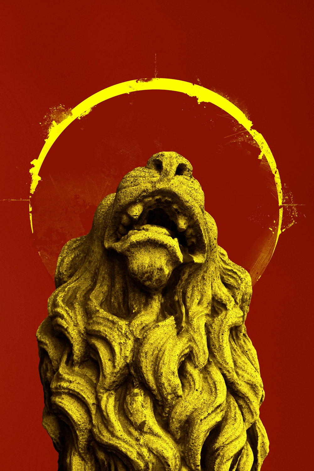 estátua cinzenta do leão com fundo vermelho