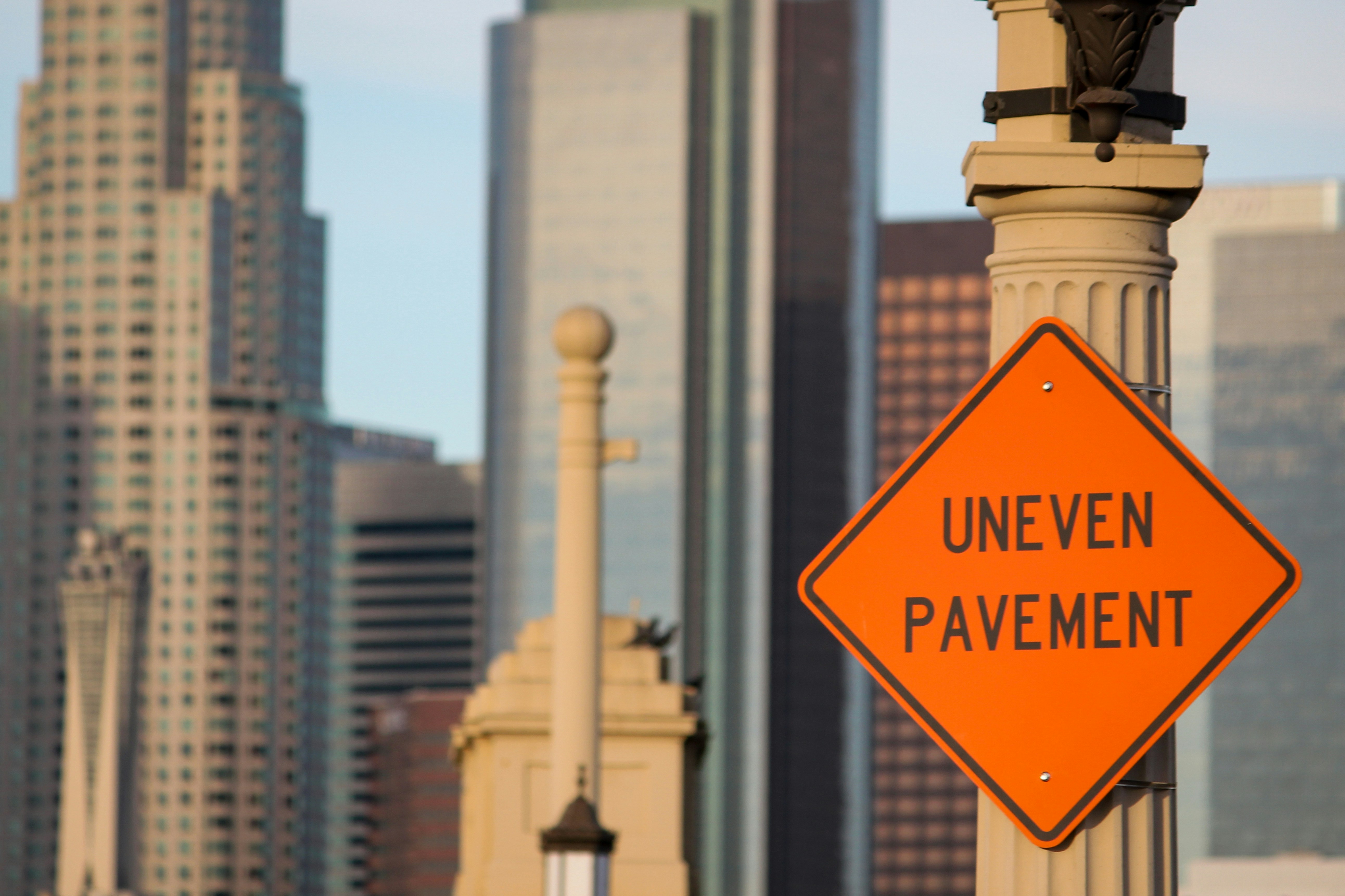 Uneven fluency is not a failure of learning