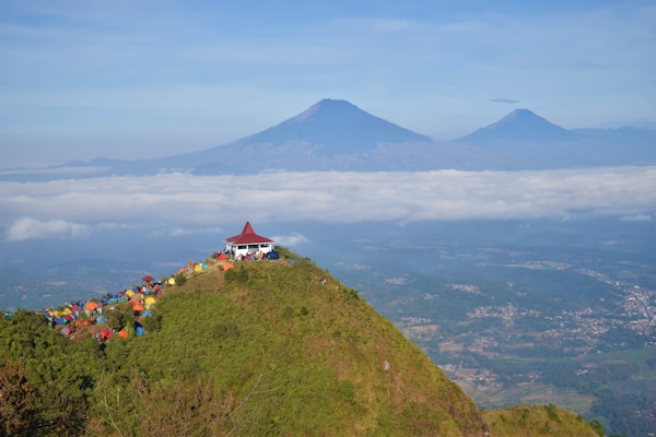 Best Times to Visit Magelang: Weather and Seasons Guide