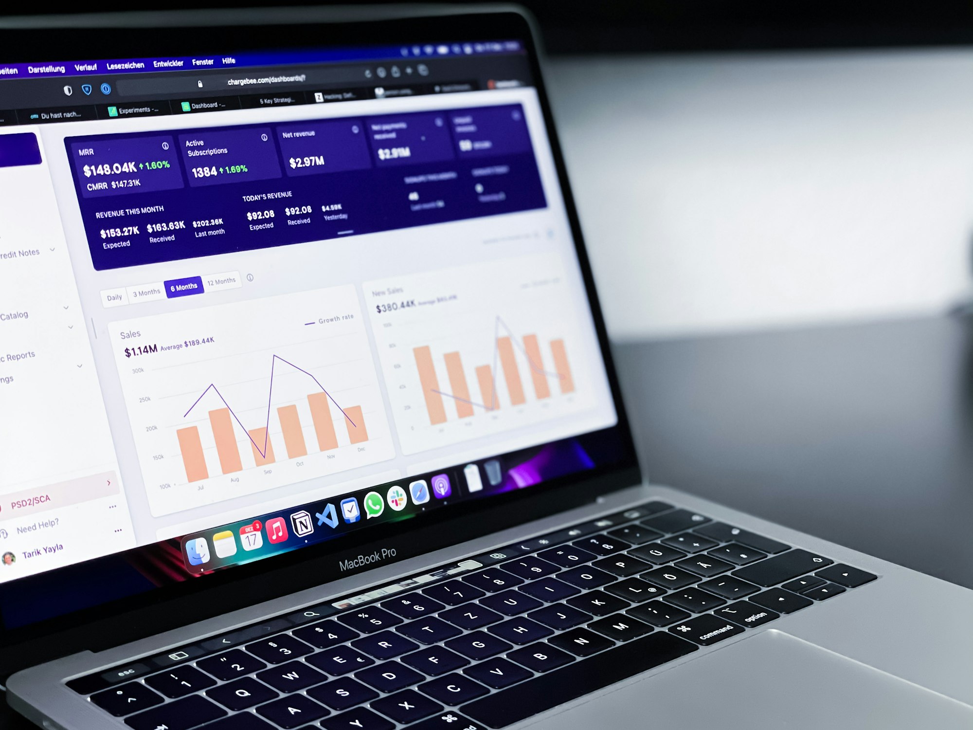 7 Must-Have Revenue Intelligence Dashboards