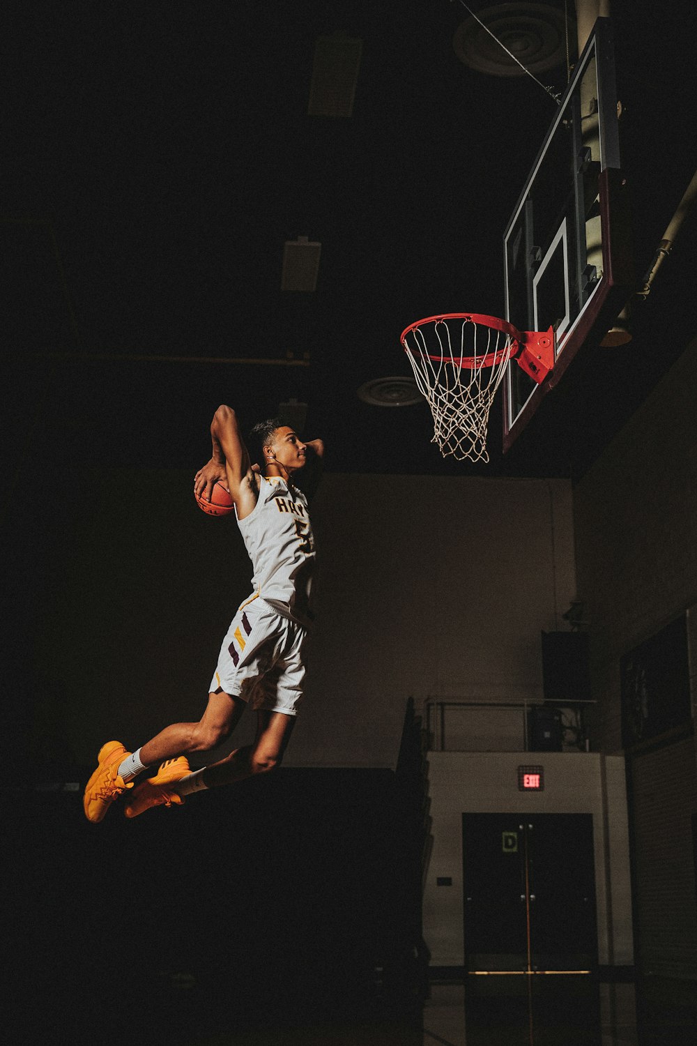 Basketball Dunk Pictures | Download Free Images on Unsplash