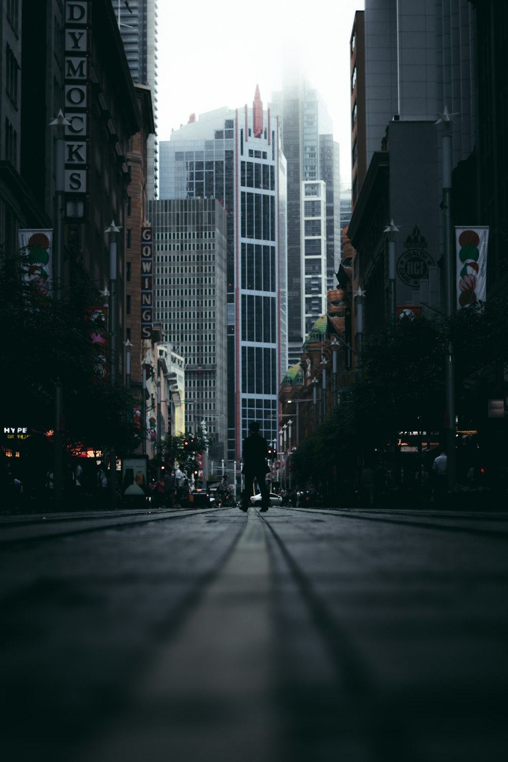 1K+ Low Angle Pictures | Download Free Images on Unsplash