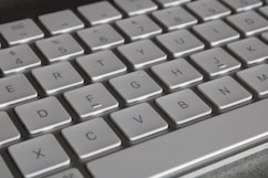 silver and white scissor-switch keyboard