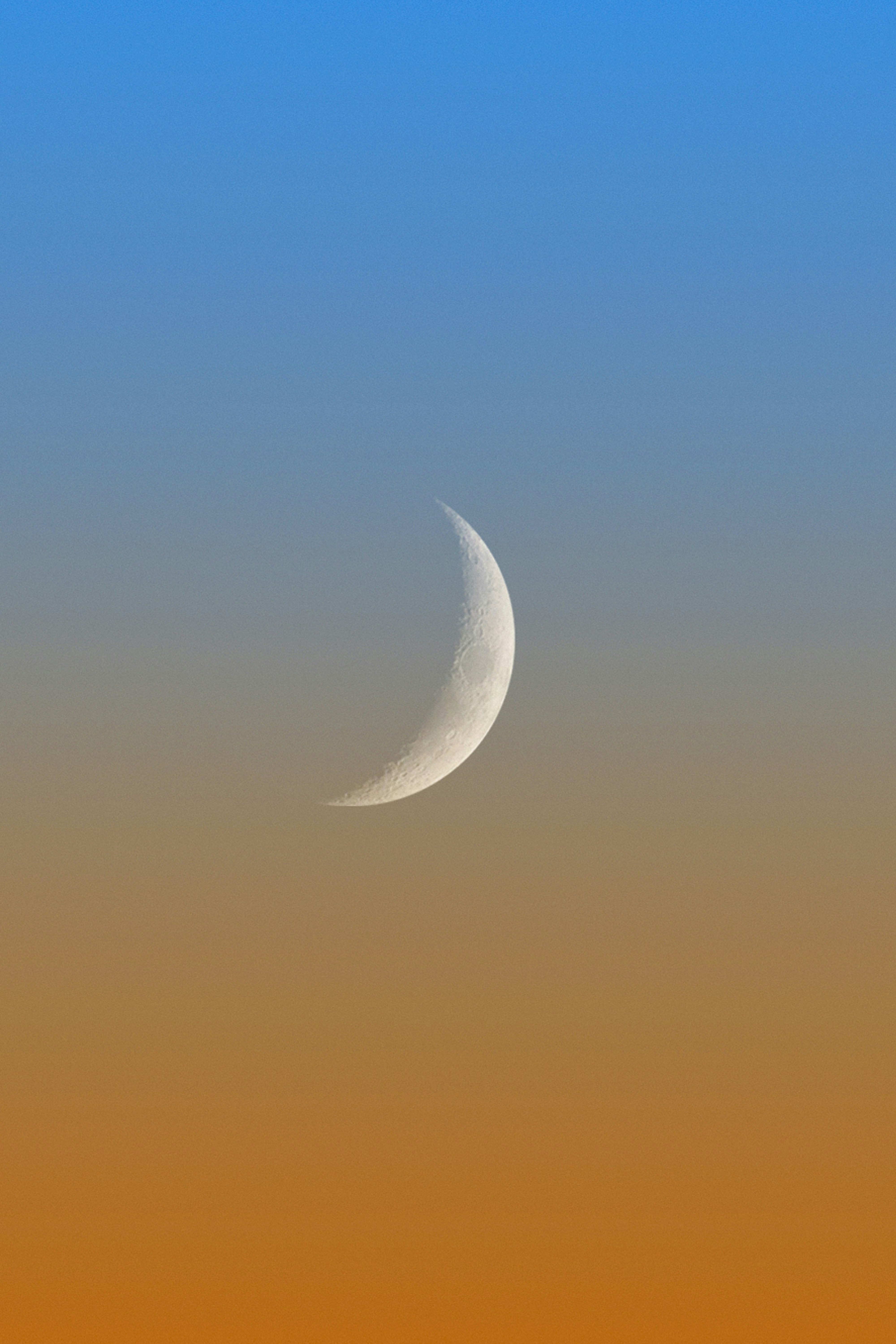 crescent moon in the sky
