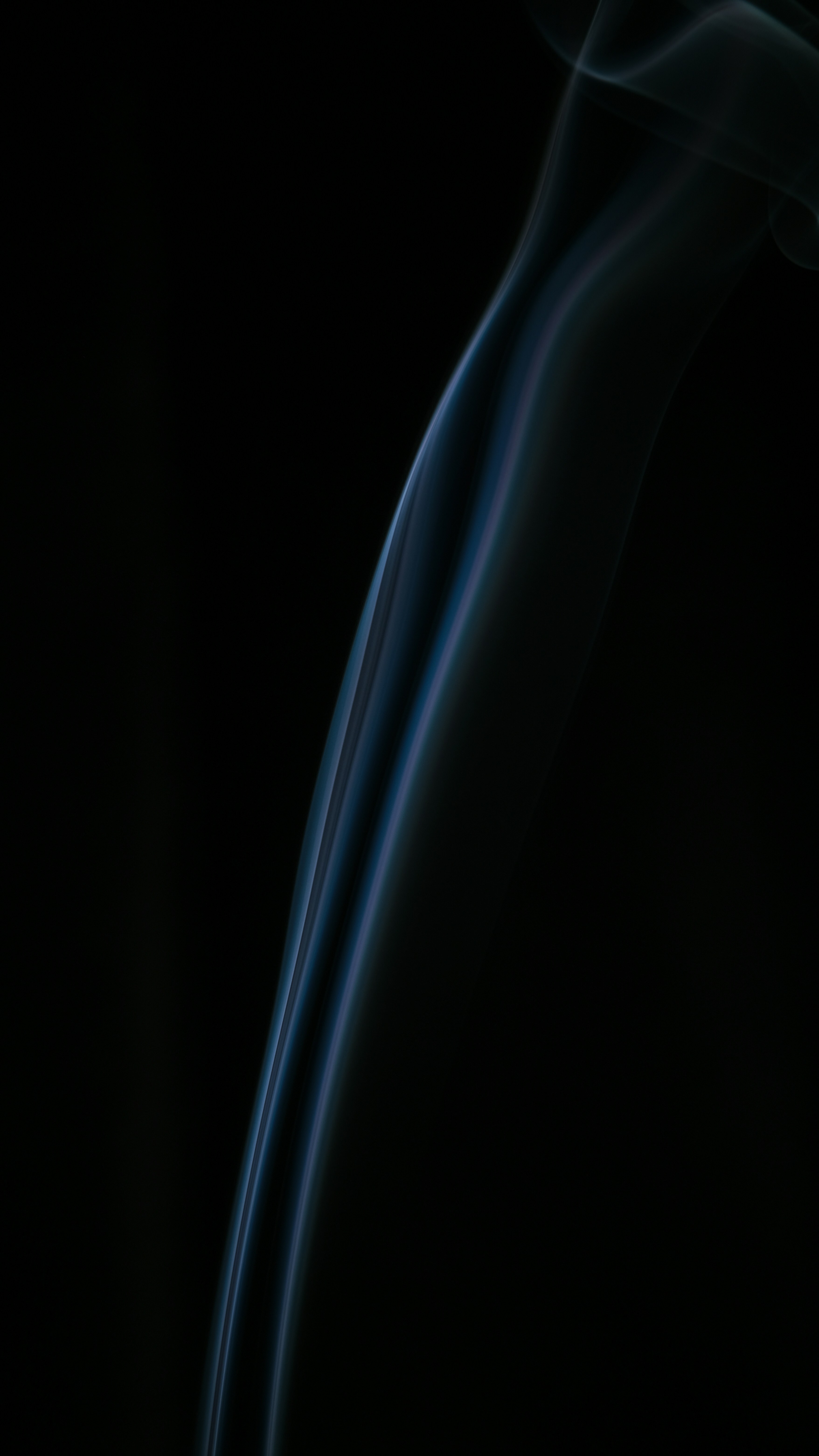 黒い背景に白い煙の写真 Unsplashの無料写真