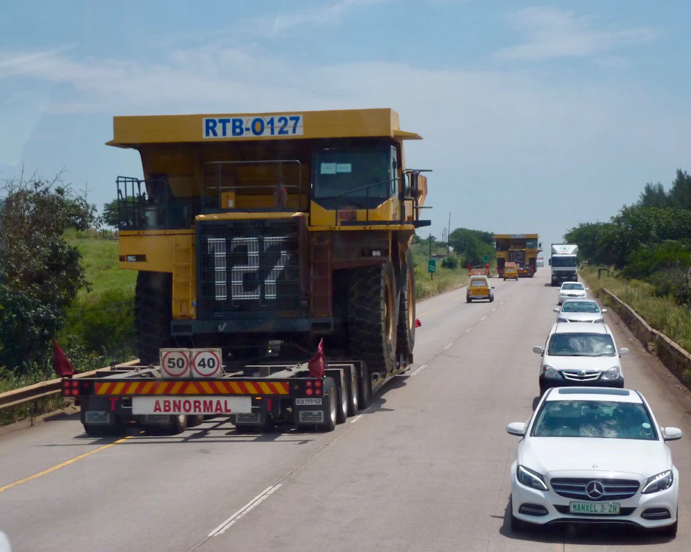 Abnormal load on lowbed trailer