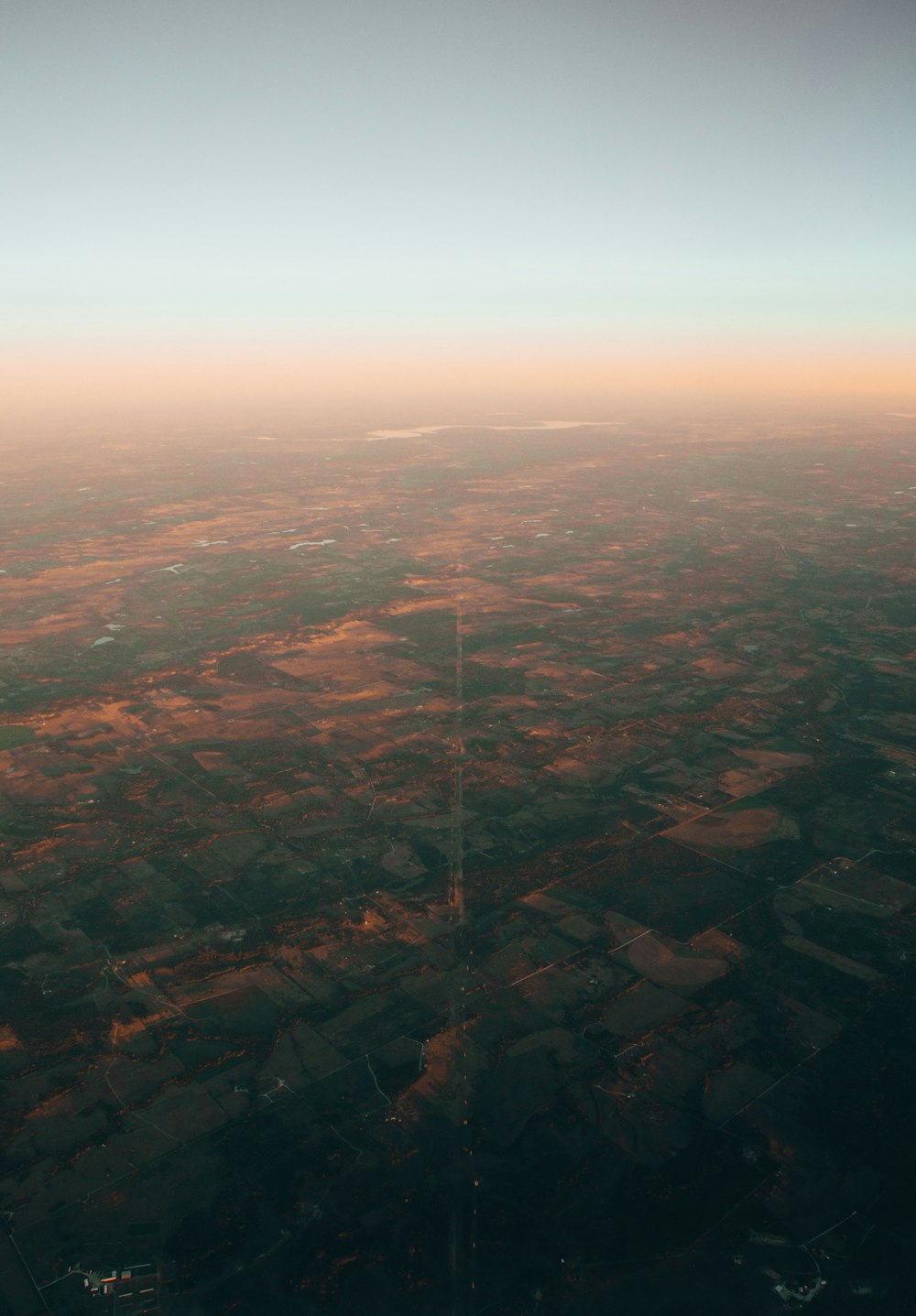 veduta aerea della città durante il giorno