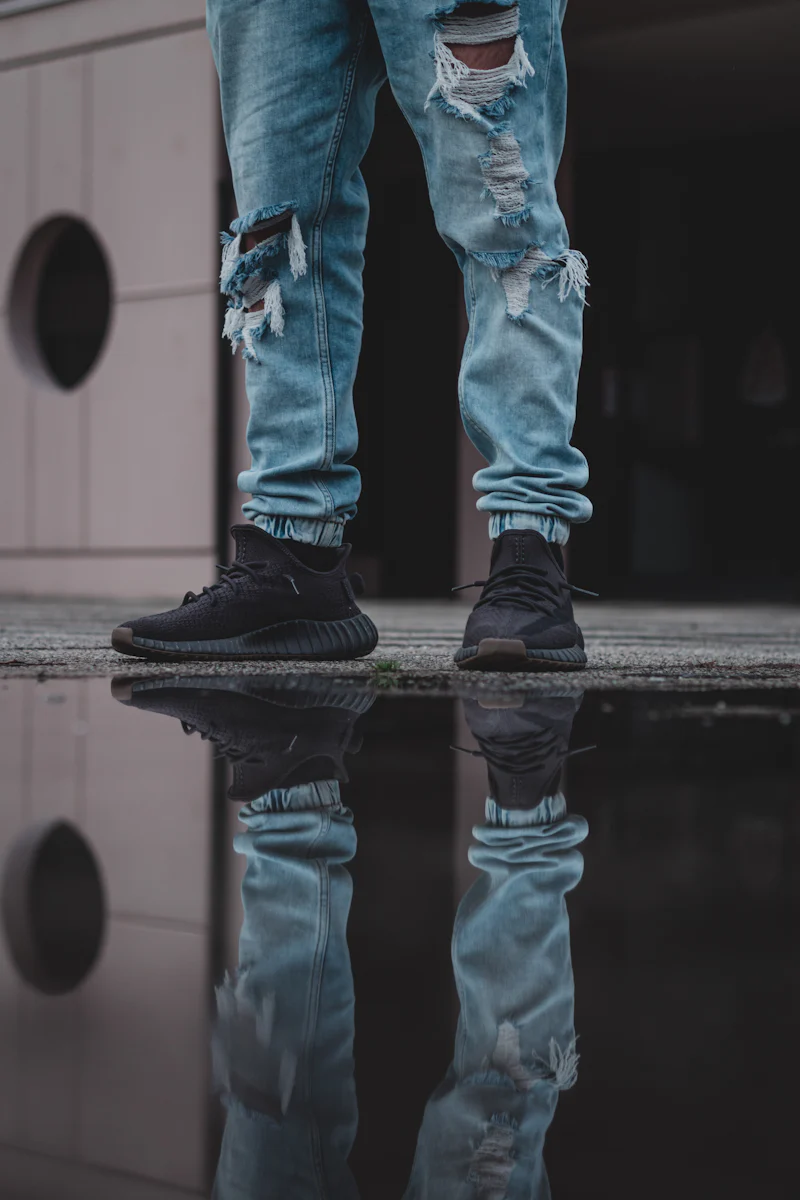 Slim-Fit Stretch Denim Jeans — image 1