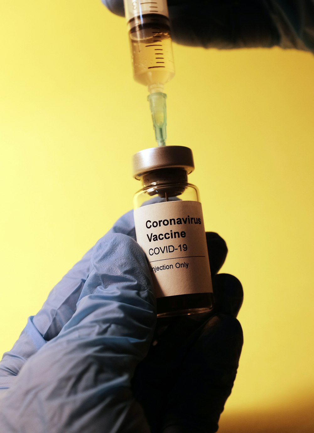 Covid Vaccine Pictures Download Free Images On Unsplash