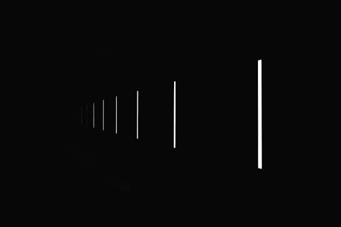 black line on white background