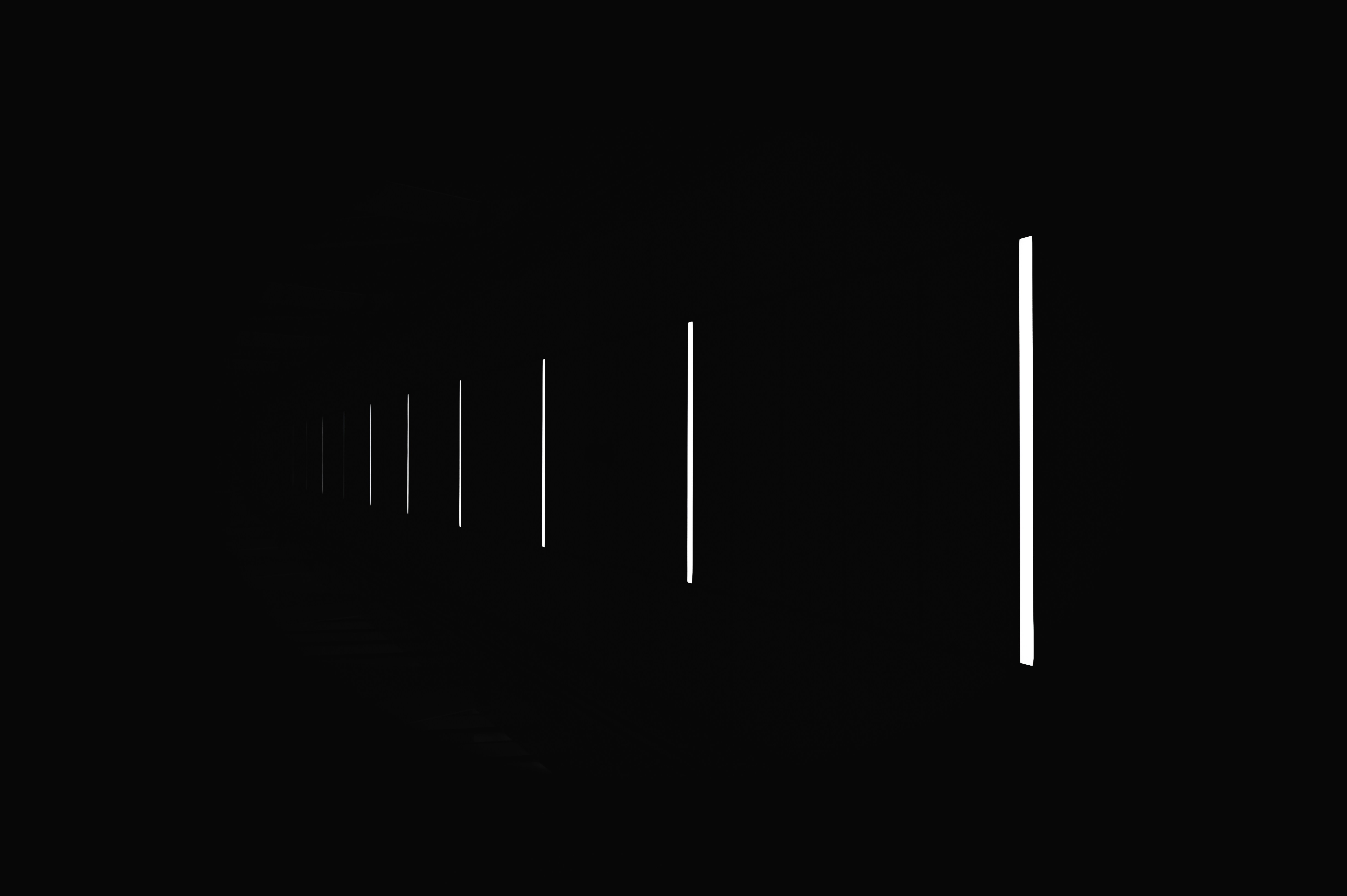 black line on white background