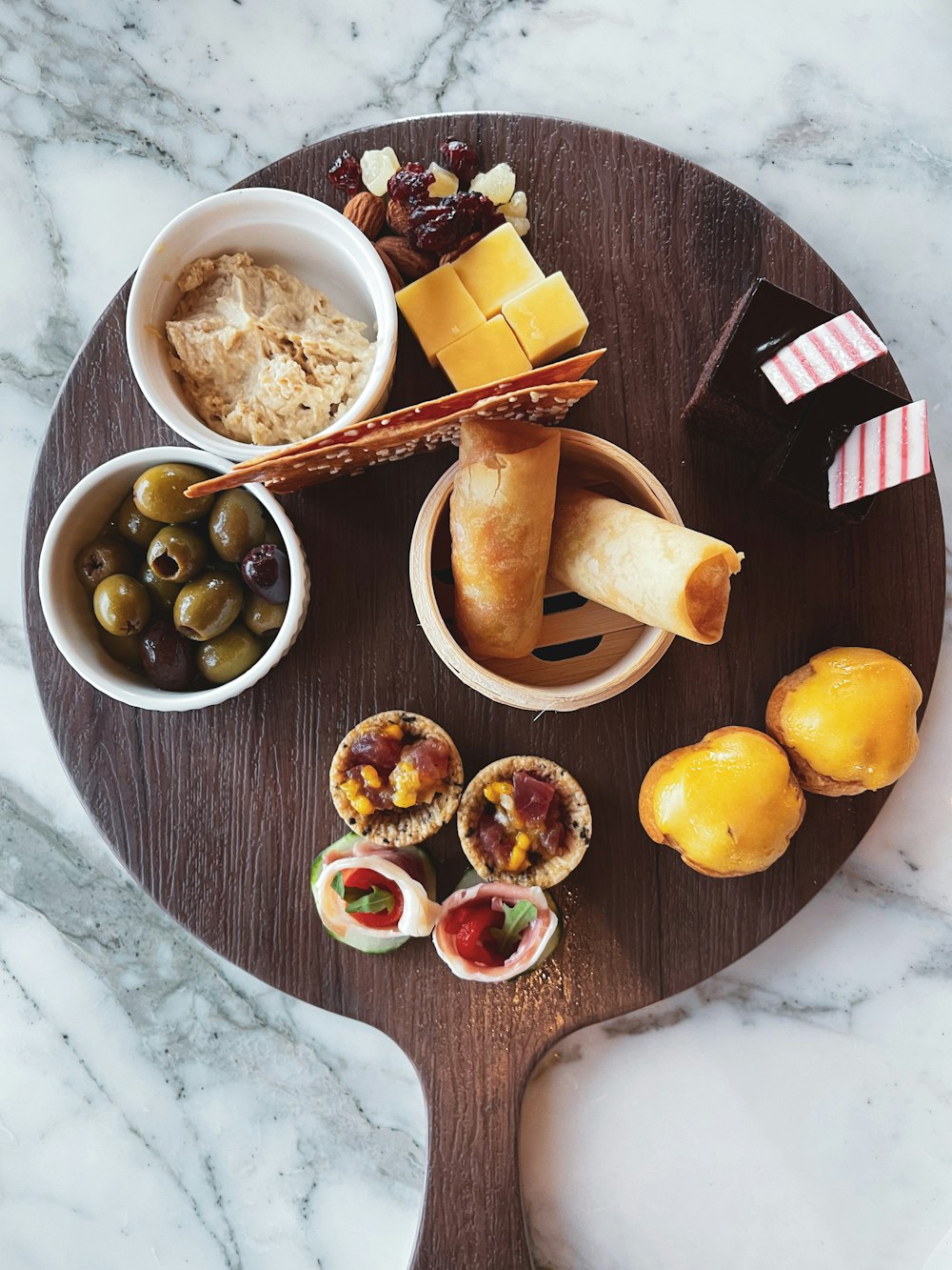 sliced bread on white ceramic plate