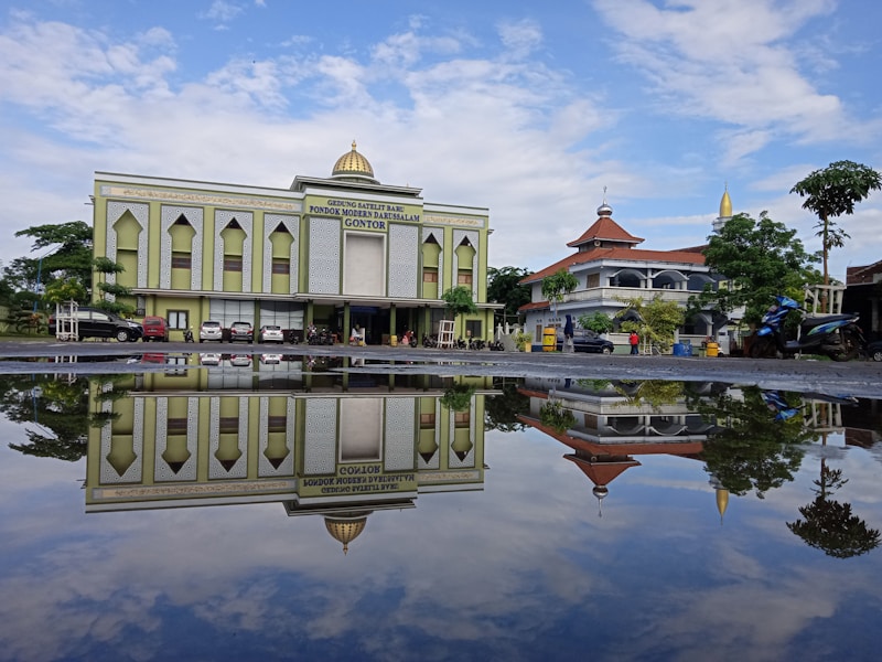 Hottest places in Brunei by maximum mean temperature