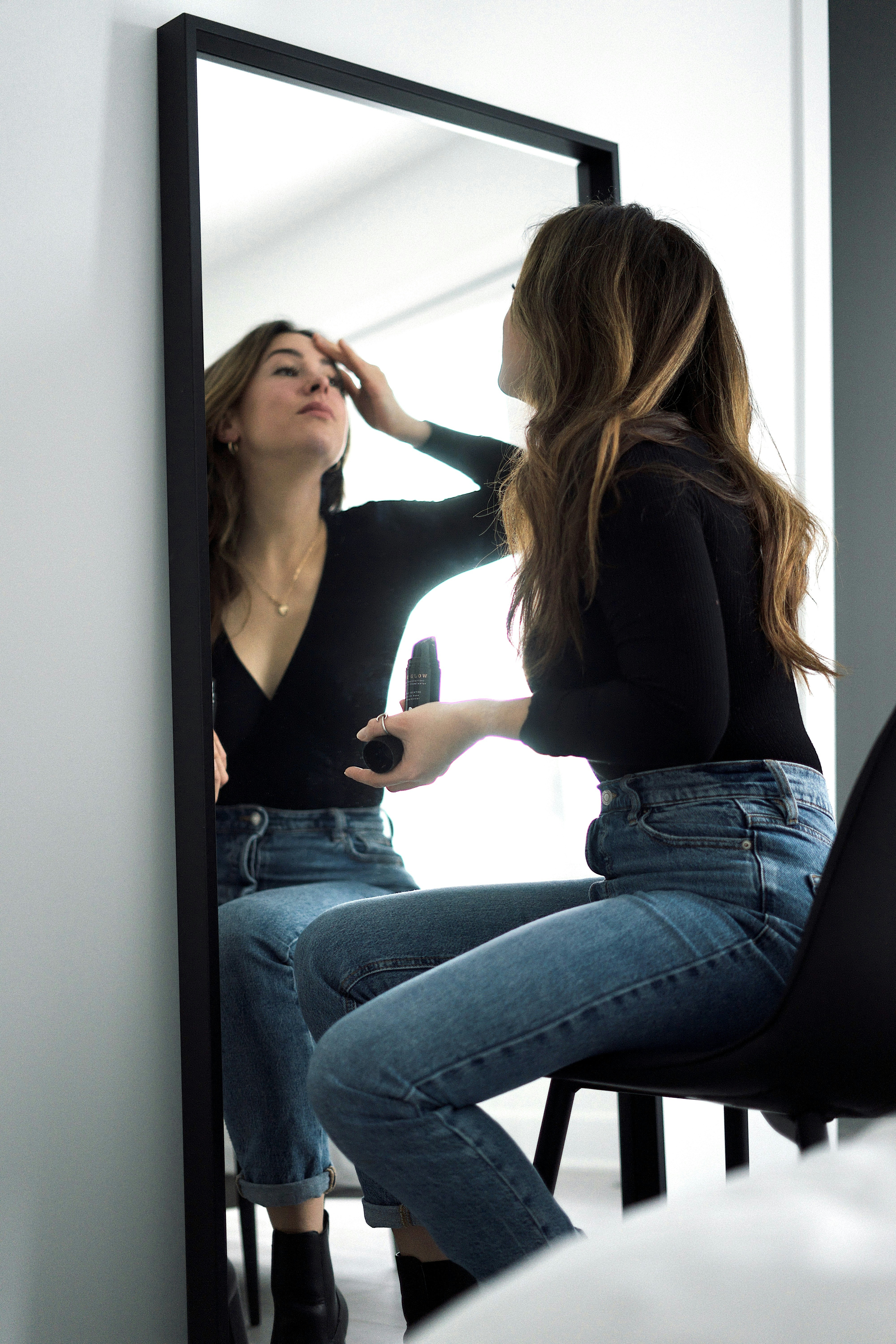 500 Hq Mirror Selfie Pictures Download Free Images On Unsplash
