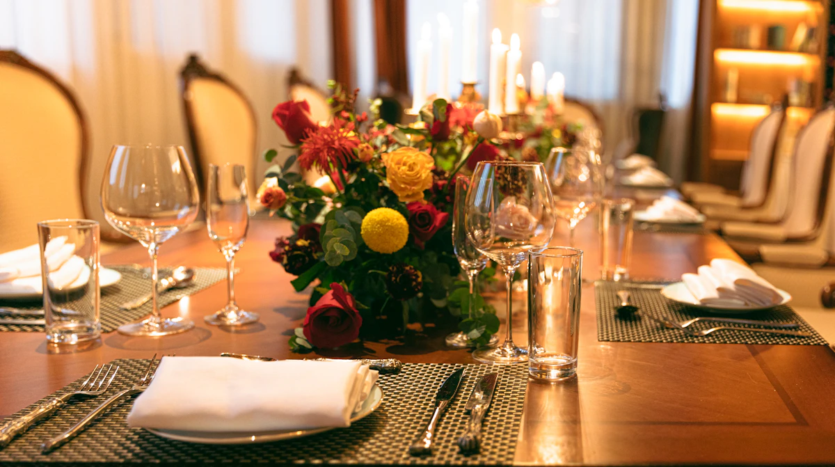 Intimate dining ambiance